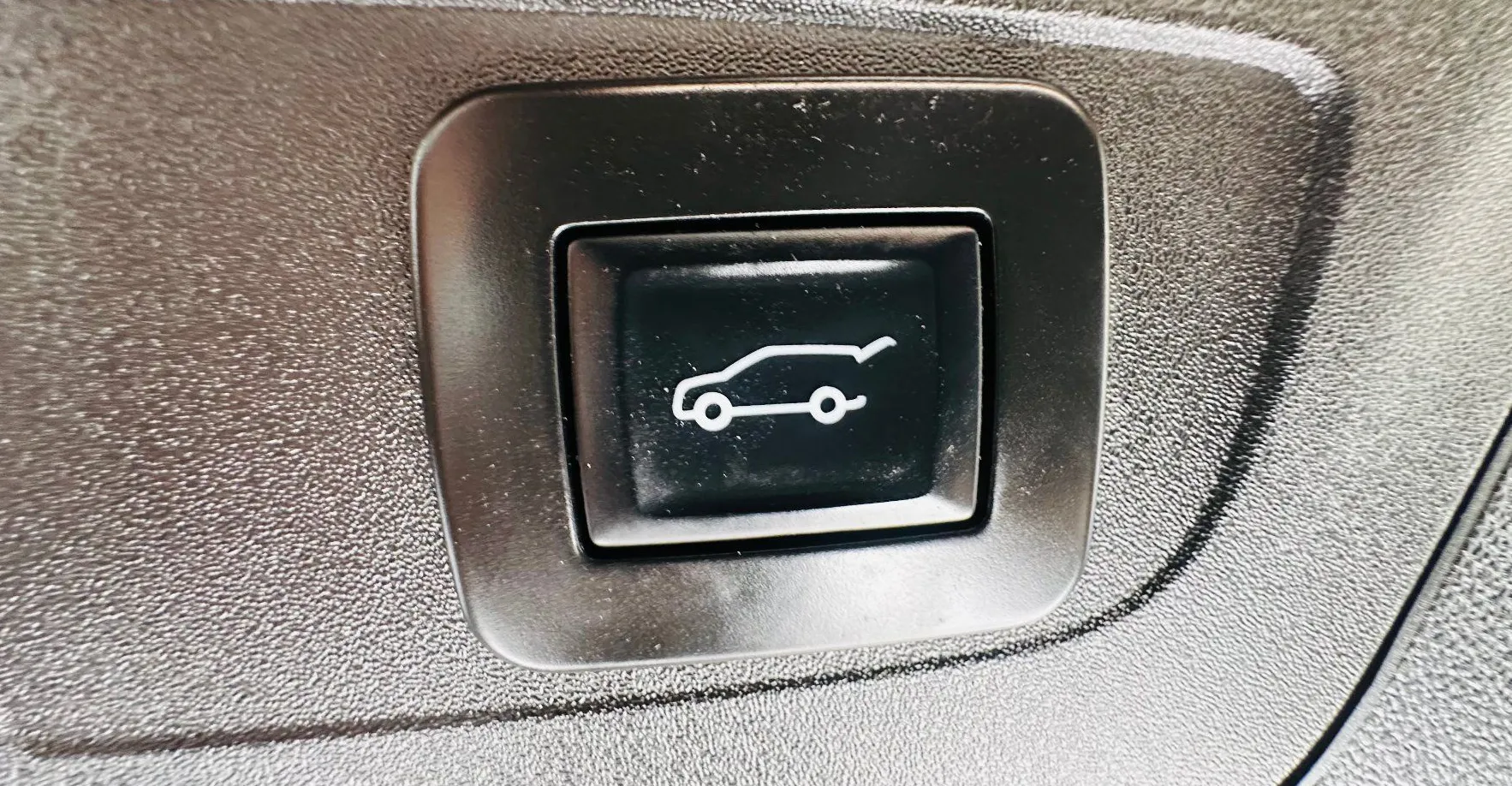 Zunanja slika - Opel Insignia - Sports Tourer 2.0 D Avt.NEMŠKI+4ALU.KAMERA.LED - 19
