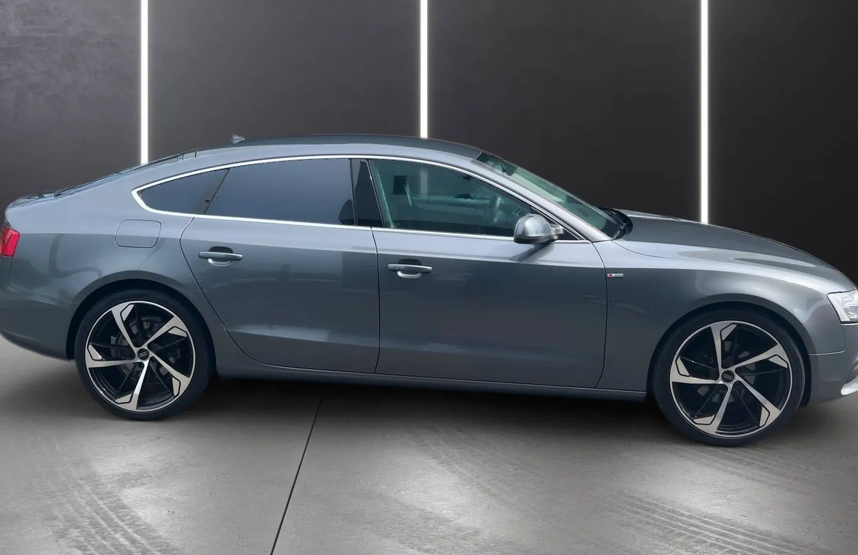Zunanja slika - Audi A5 - Sportback 2.0 TDI 20COL S-LINE XENON TEMP NAVI PDC AUT TOP - 7