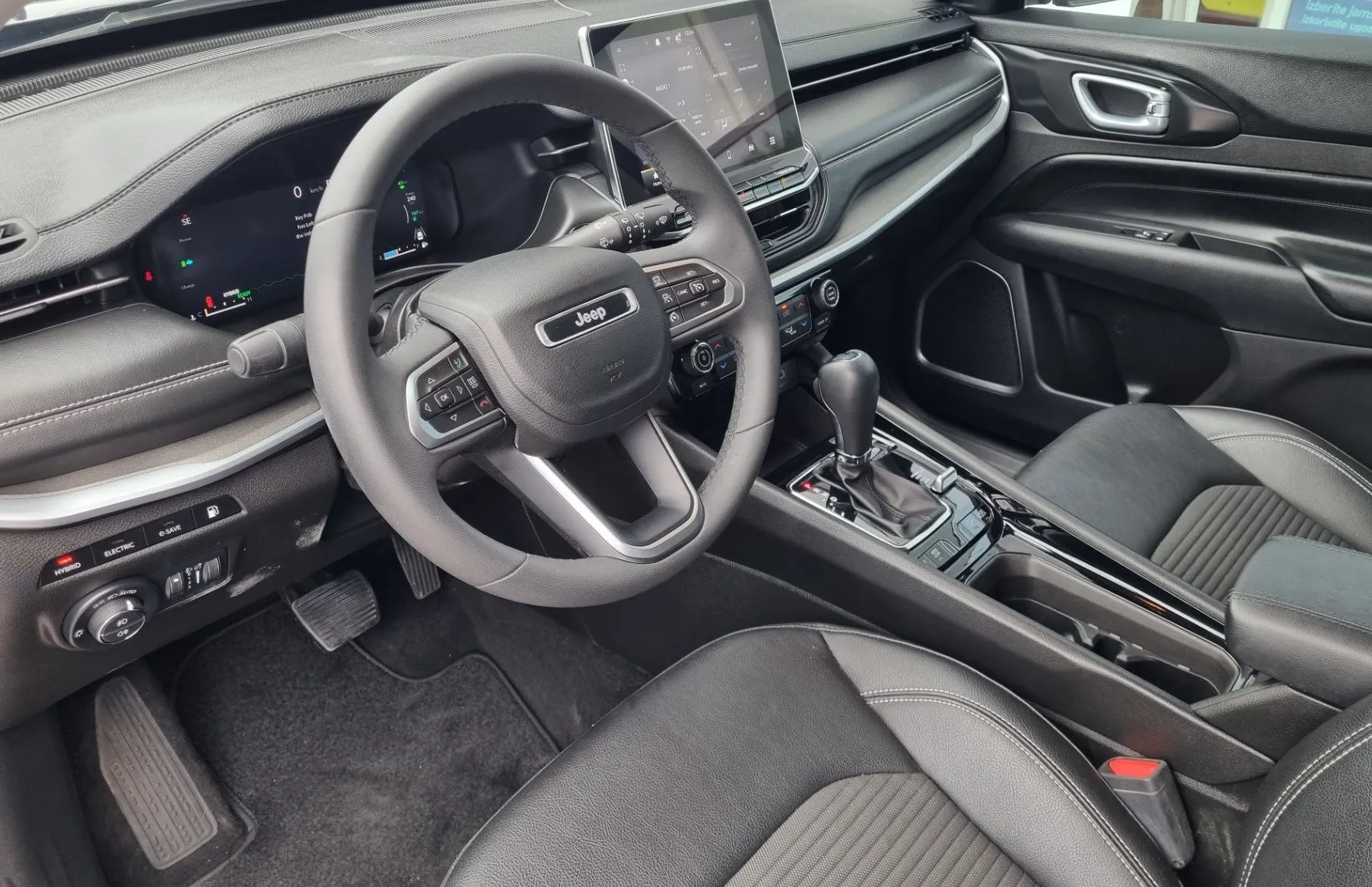 Zunanja slika - Jeep Compass - 4xe eAWD 1.3 PHEV Limited Avtomatik - AKCIJA - 9