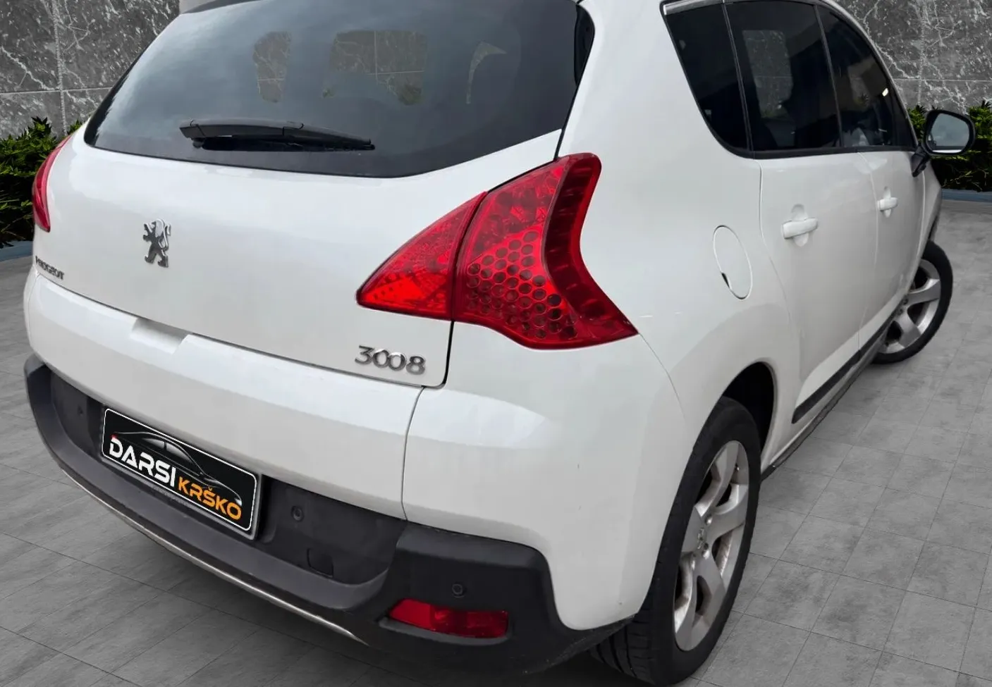 Zunanja slika - Peugeot 3008 - Style 1.6 HDi SLOVENSKI PANORAMA NAVI PDC ALU - 2