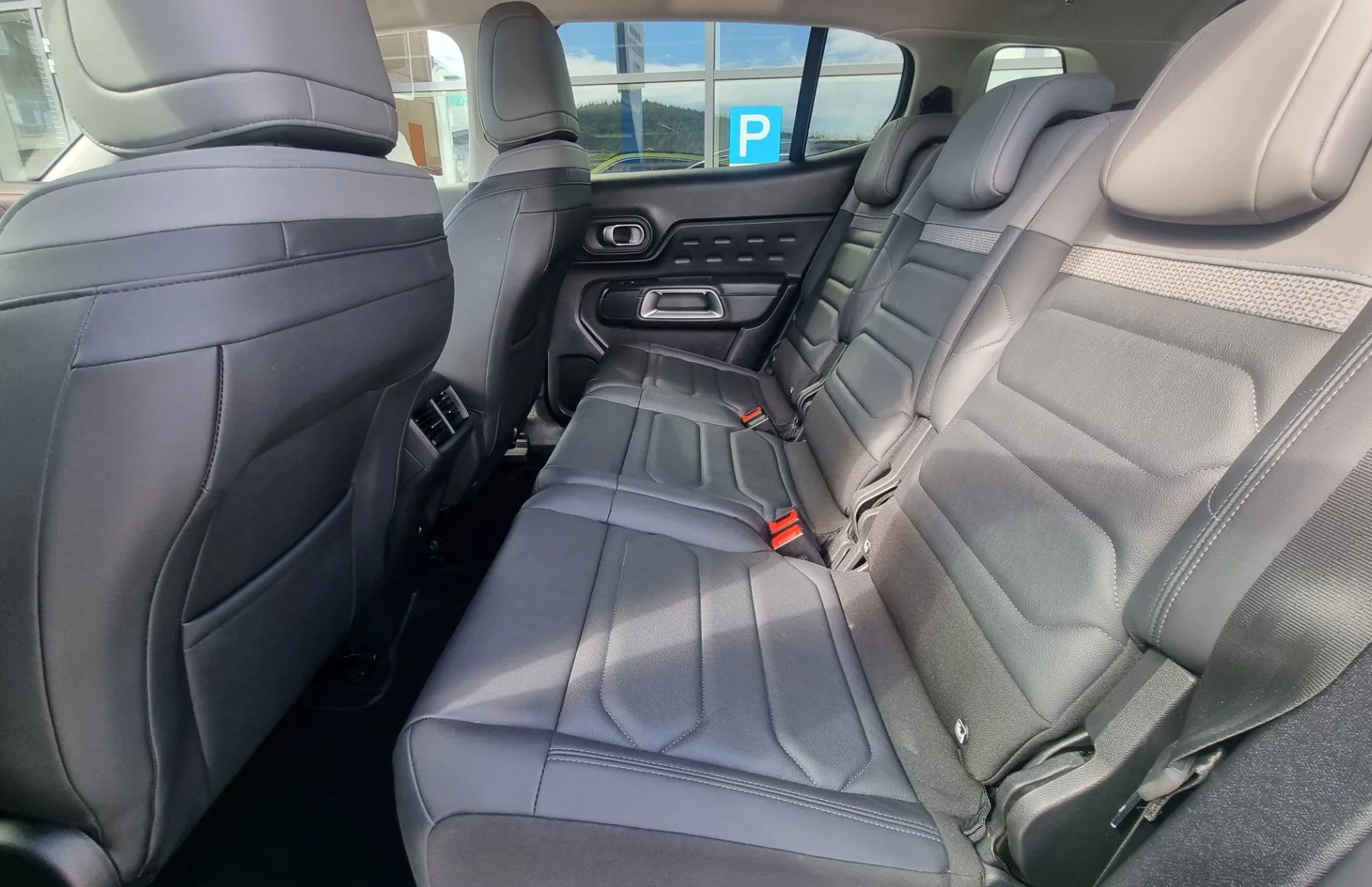 Zunanja slika - Citroën C5 Aircross - 1.6 PHEV 225 Shine Pack Avtomatik - SAMO 40.703KM - 10