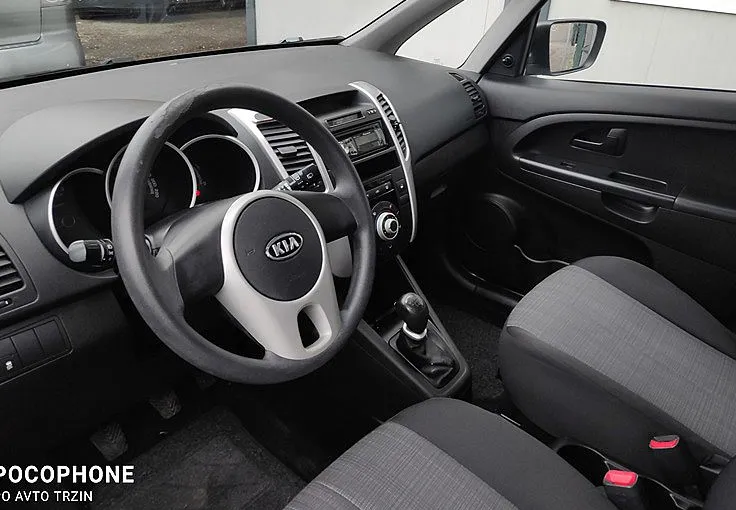 Zunanja slika - KIA Venga - 1.4 benc. CVVT WORLD-126.000KM-SLO-ALU-SERVISNA - 6