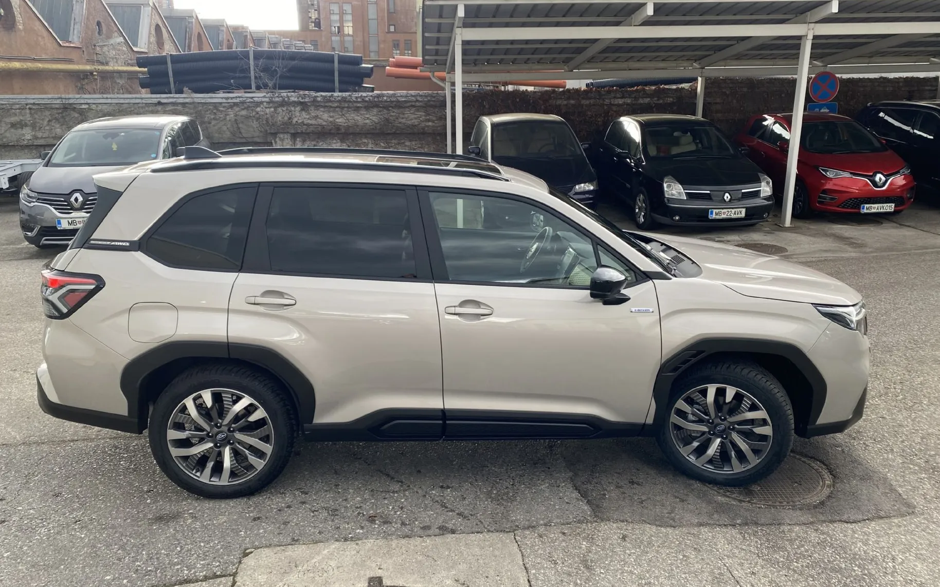 Zunanja slika - Subaru Forester - 2.0i 4WD CVT Lineartronic PREMIUM - 8