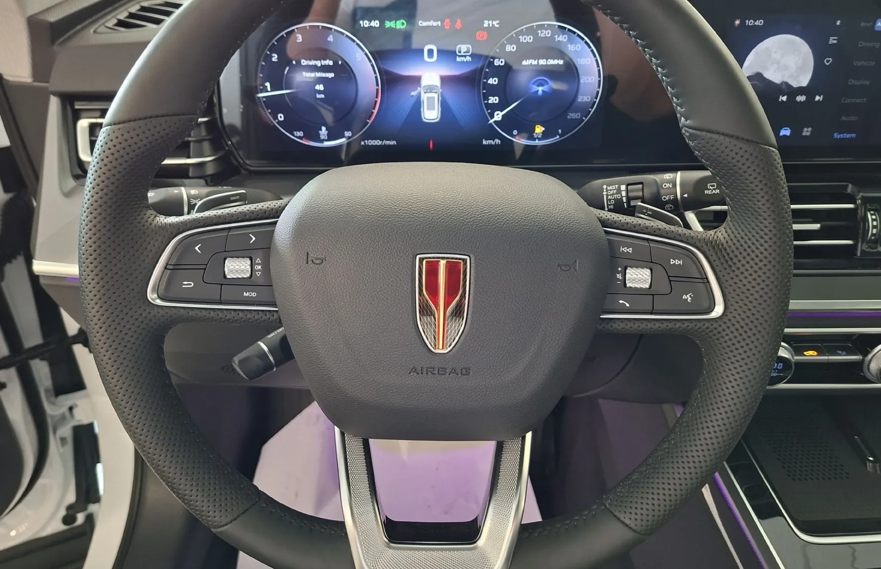 Zunanja slika - Hongqi HS5 - 2.0 T 4WD DCT - VOZILO NA ZALOGI - 10