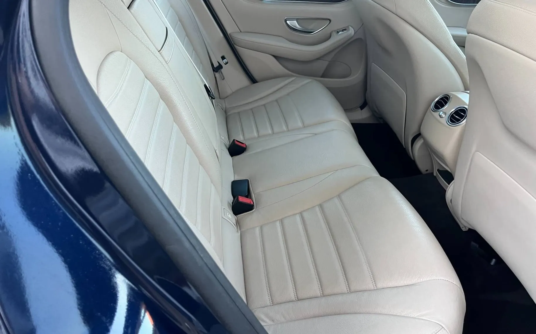 Notranja slika - Mercedes-Benz GLC-Razred - GLC 250 d 4MATIC Avt.-LED-NAVI-PANO-ALU-ODLIČEN - 11