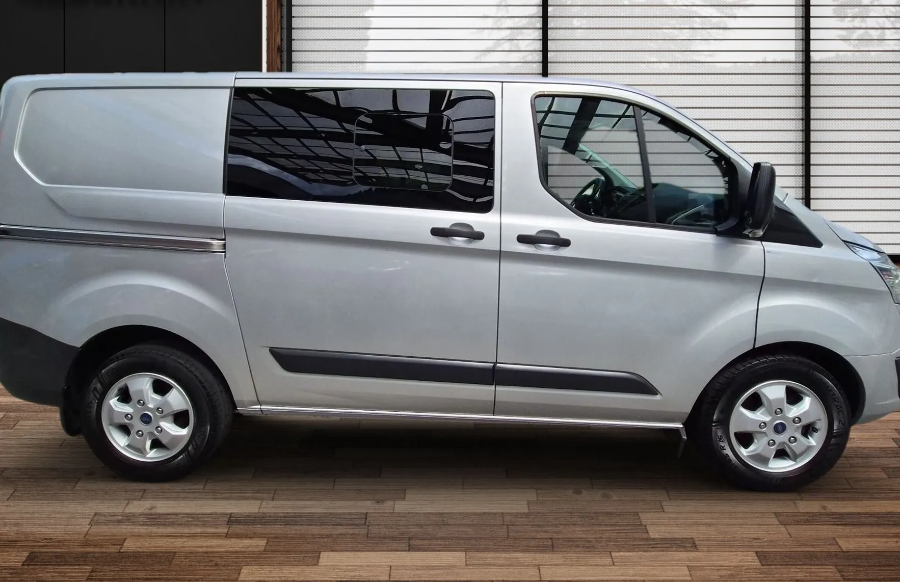 Zunanja slika - Ford E-Transit Custom - Transit Custom KOMBI FURGON TREND 2.0 170PS M6 L1-SLO-1.LAST-VK - 3