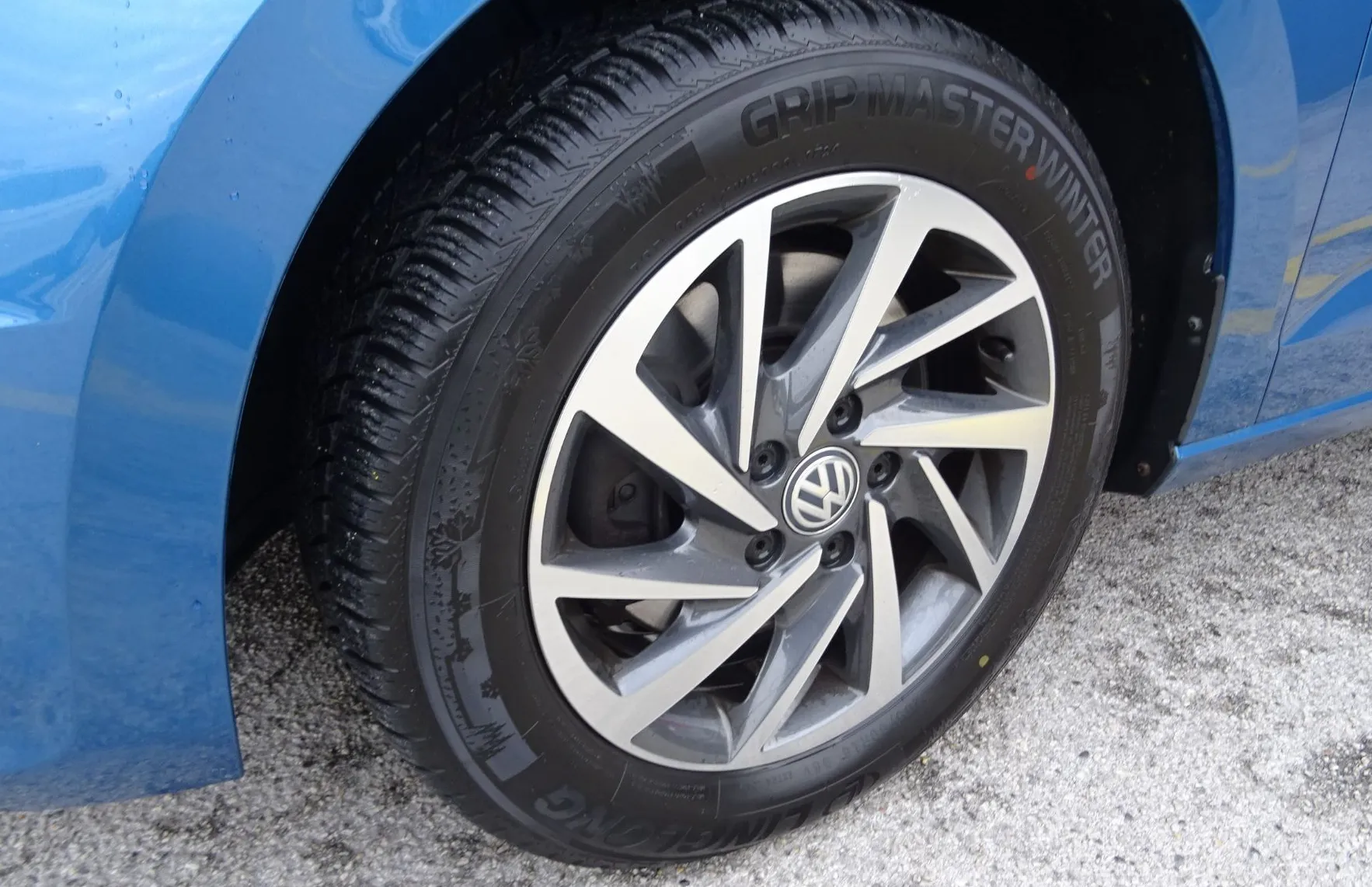 Zunanja slika - Volkswagen Touran - 2.0 TDI -SOUND- Comfortline 150KM - RADAR - - 7