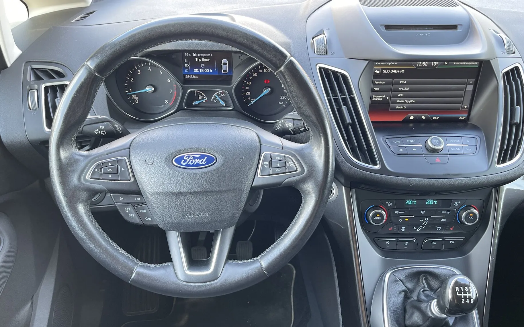 Zunanja slika - Ford C-MAX - 1.0 EcoBoost TITANIUM ZIM.PAKET V.KLJUKA NOV MODEL - 10
