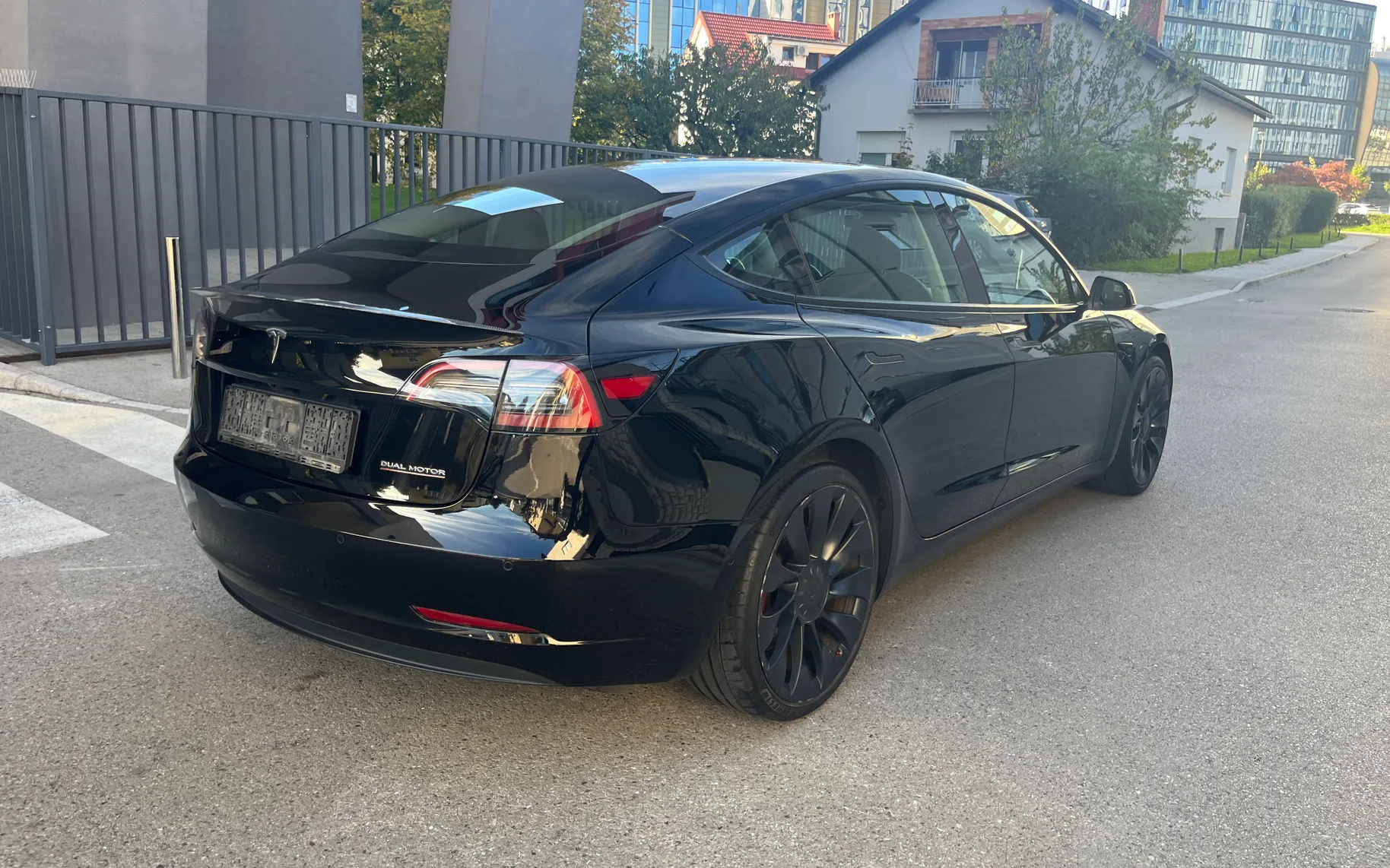 Zunanja slika - Tesla Model 3 - 3D3 / 3D1 - 5