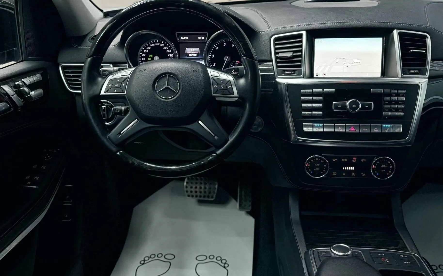 Notranja slika - Mercedes-Benz GL-Razred - GL 550•V8•AUT•4 MATIC•PANO•ACC•ZRAČNO•107.000KM• - 9