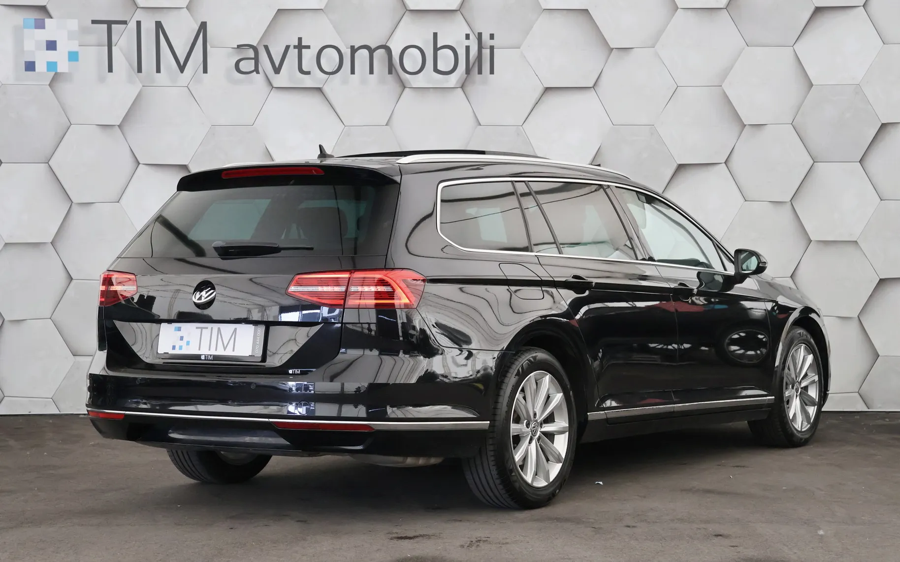 Zunanja slika - Volkswagen Passat - 1.5 TSI DSG Highline 150KM - 3