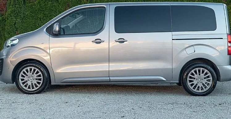 Zunanja slika - Peugeot Traveller - 2.0 BlueHDi•8 SEDEŽ•BIXENON•KAM•NAVI•ACC•LEASING - 9