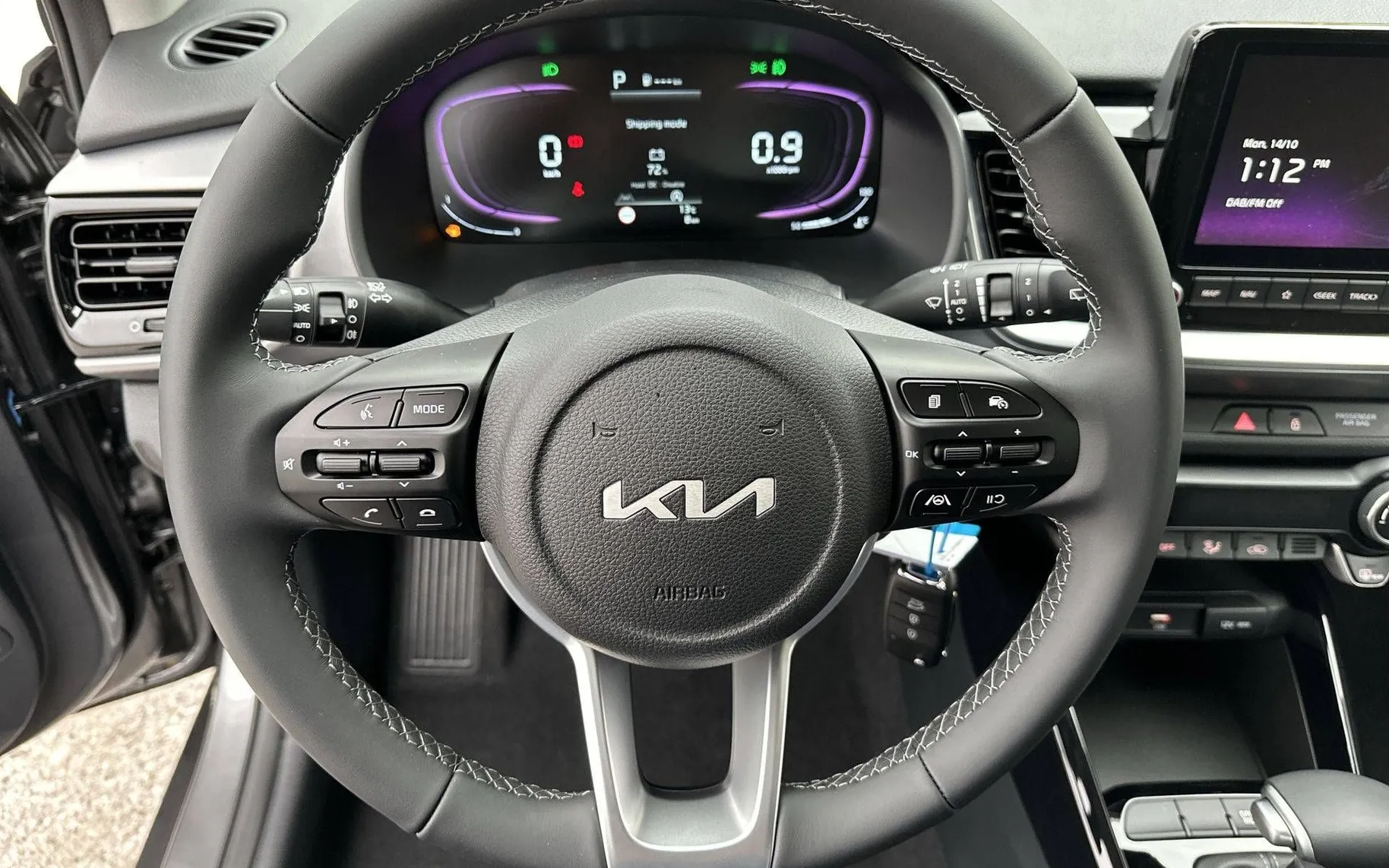 Notranja slika - KIA Stonic - 1.0 T-GDi LX Urban+ ISG DCT - 14
