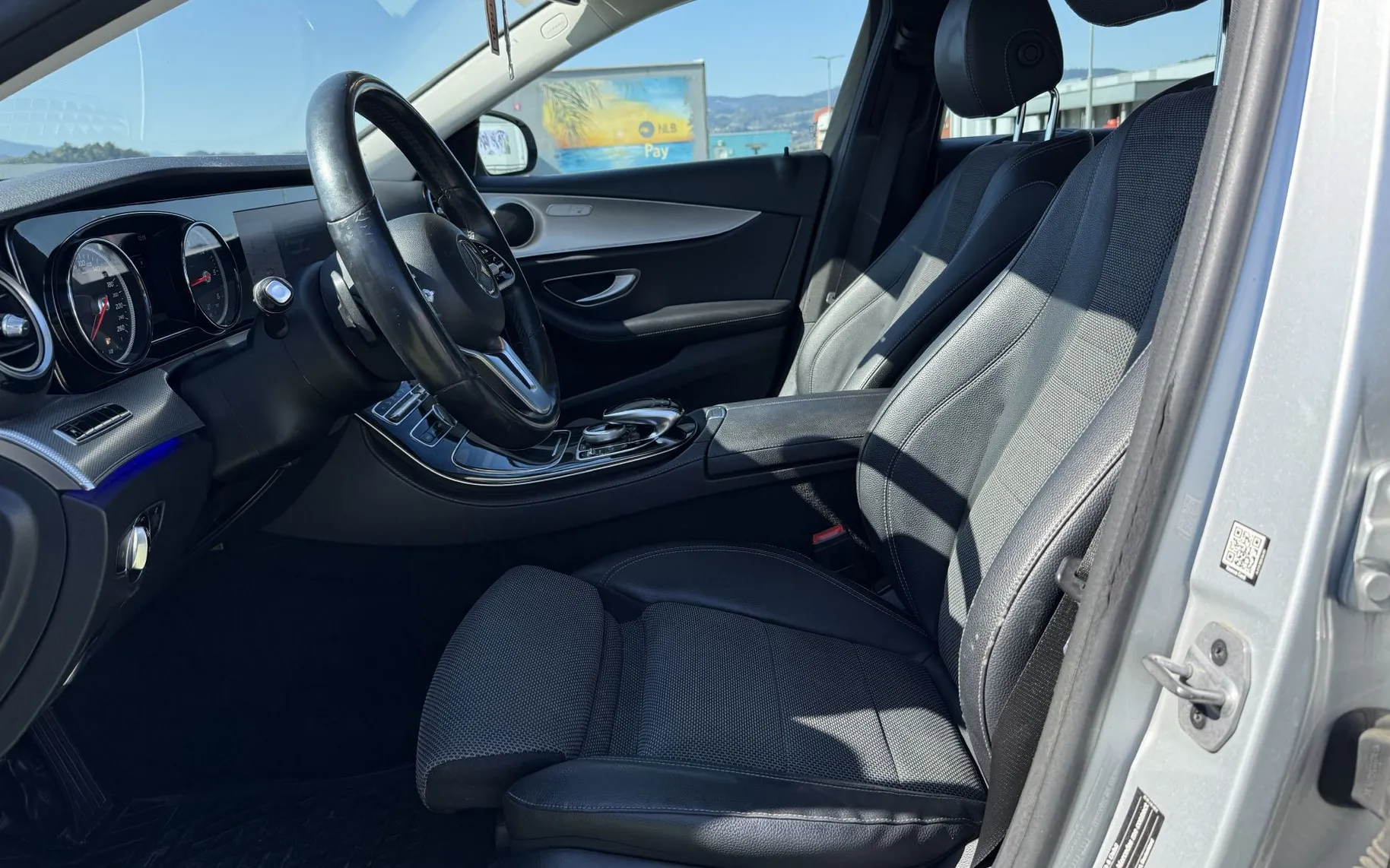 Zunanja slika - Mercedes-Benz E-Razred - 220 t  avt.kamera.143KW - 10