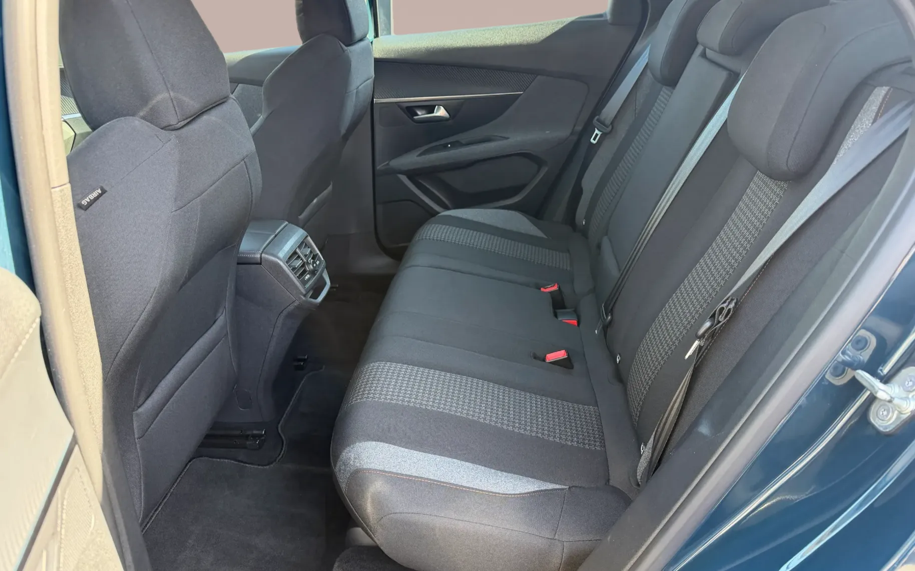 Zunanja slika - Peugeot 3008 - 1,5 BlueHDI 130 S&S Avt. - 12