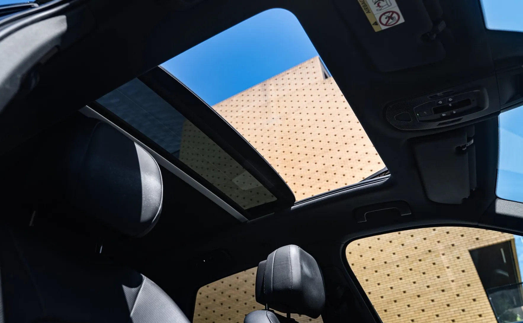 Zunanja slika - Porsche Cayenne - E-Hybrid - LED - Pano - 22 COL - Zračno vzmetenje - 20
