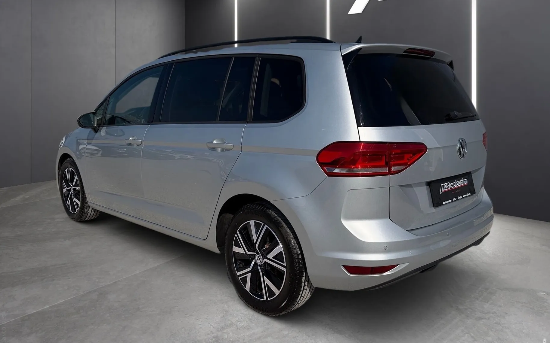 Zunanja slika - Volkswagen Touran - 2.0 TDI SCR avt. Family-LED-Vlečna kljuka-ACC... - 4