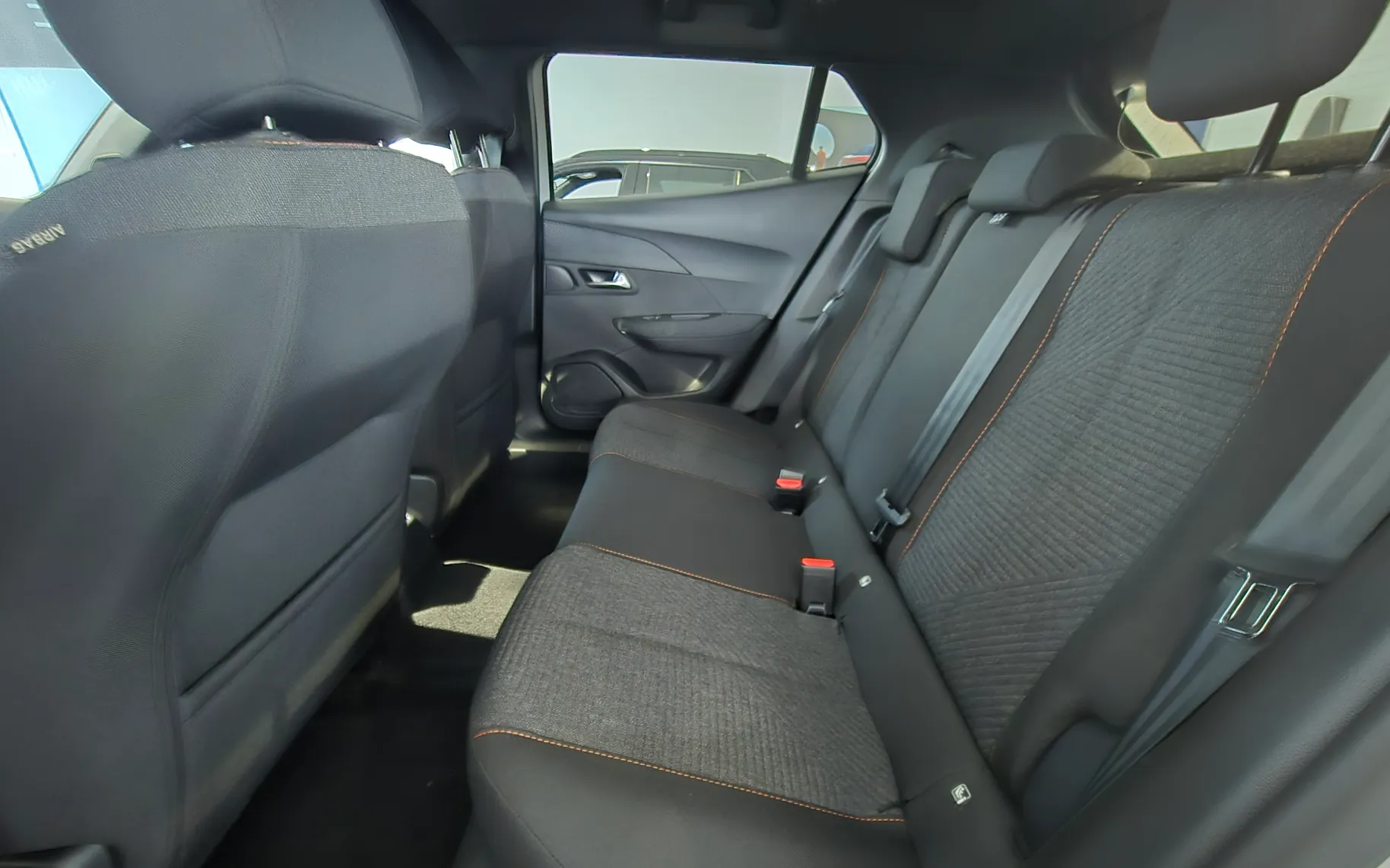 Zunanja slika - Peugeot 2008 - ACTIVE PACK PureTech 100 - 8