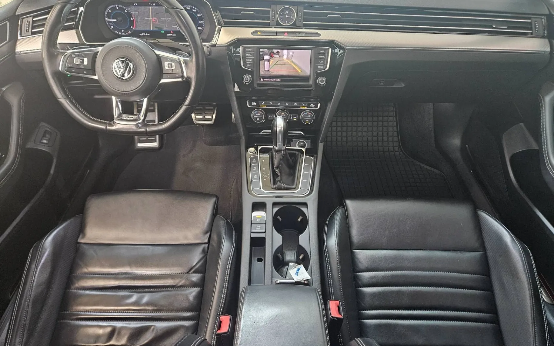 Zunanja slika - Volkswagen Passat Variant - 4motion 2.0 TDI BMT R-Line Edition DSG... - 6