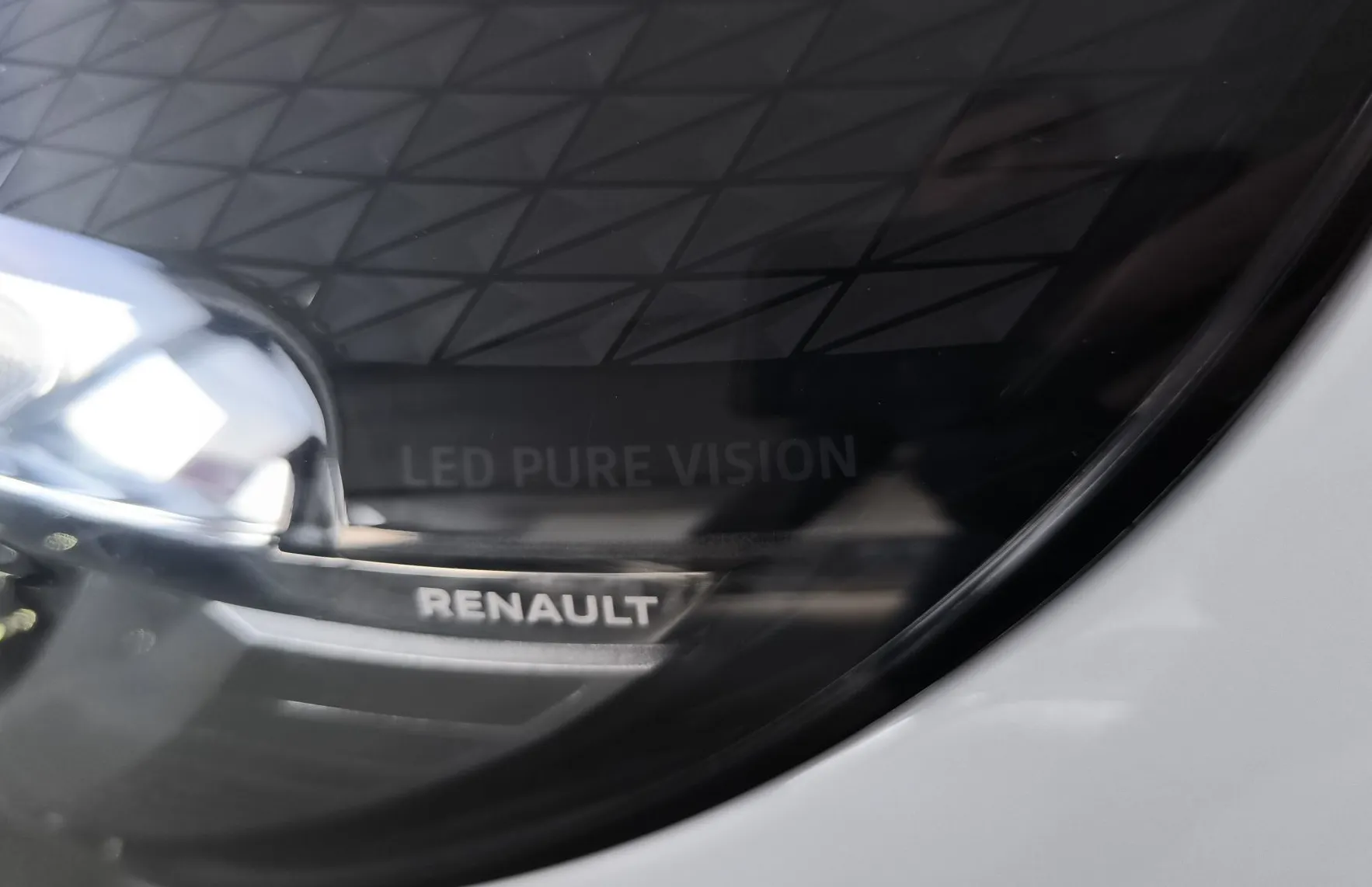 Zunanja slika - Renault Clio - TCe 100 LPG ZEN - 2.LAST.- LED- samo 107TKM - 13