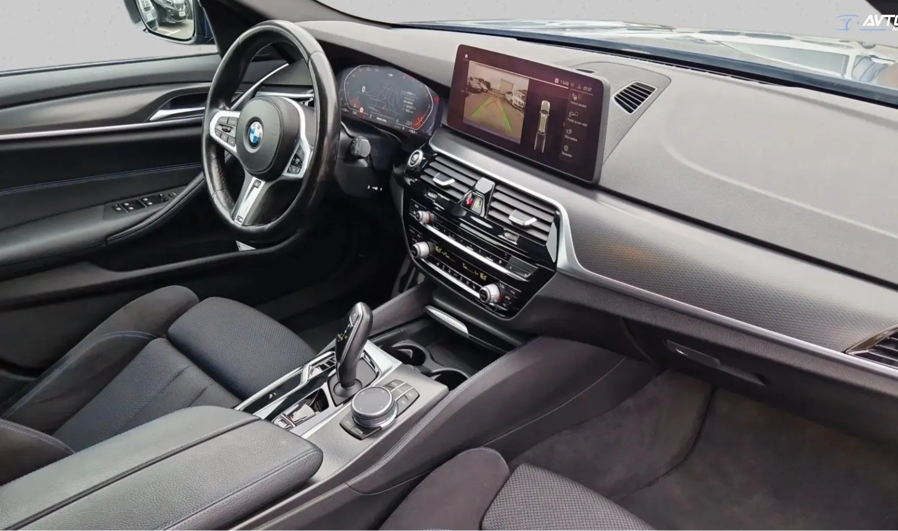 Zunanja slika - BMW Serija 5 - 520d xDrive Touring Avt. M PAKET - 3