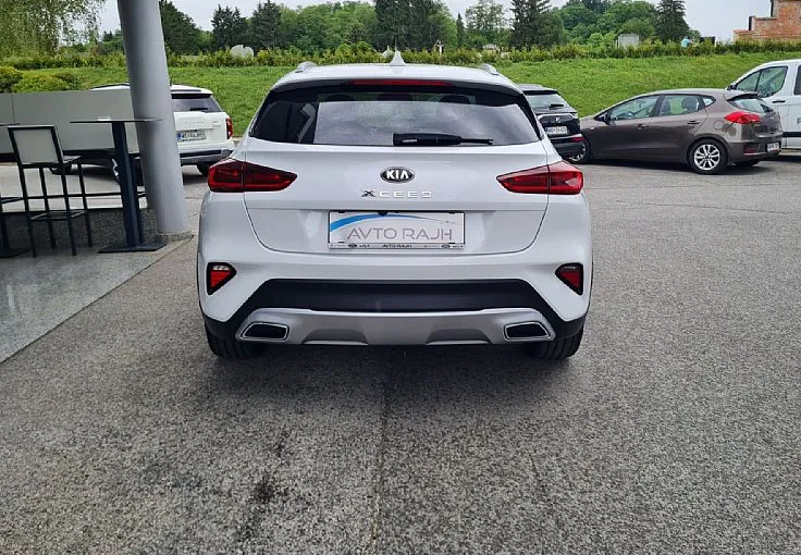Zunanja slika - KIA XCeed - 1.4 T-GDi EX Stream 103kW - 6