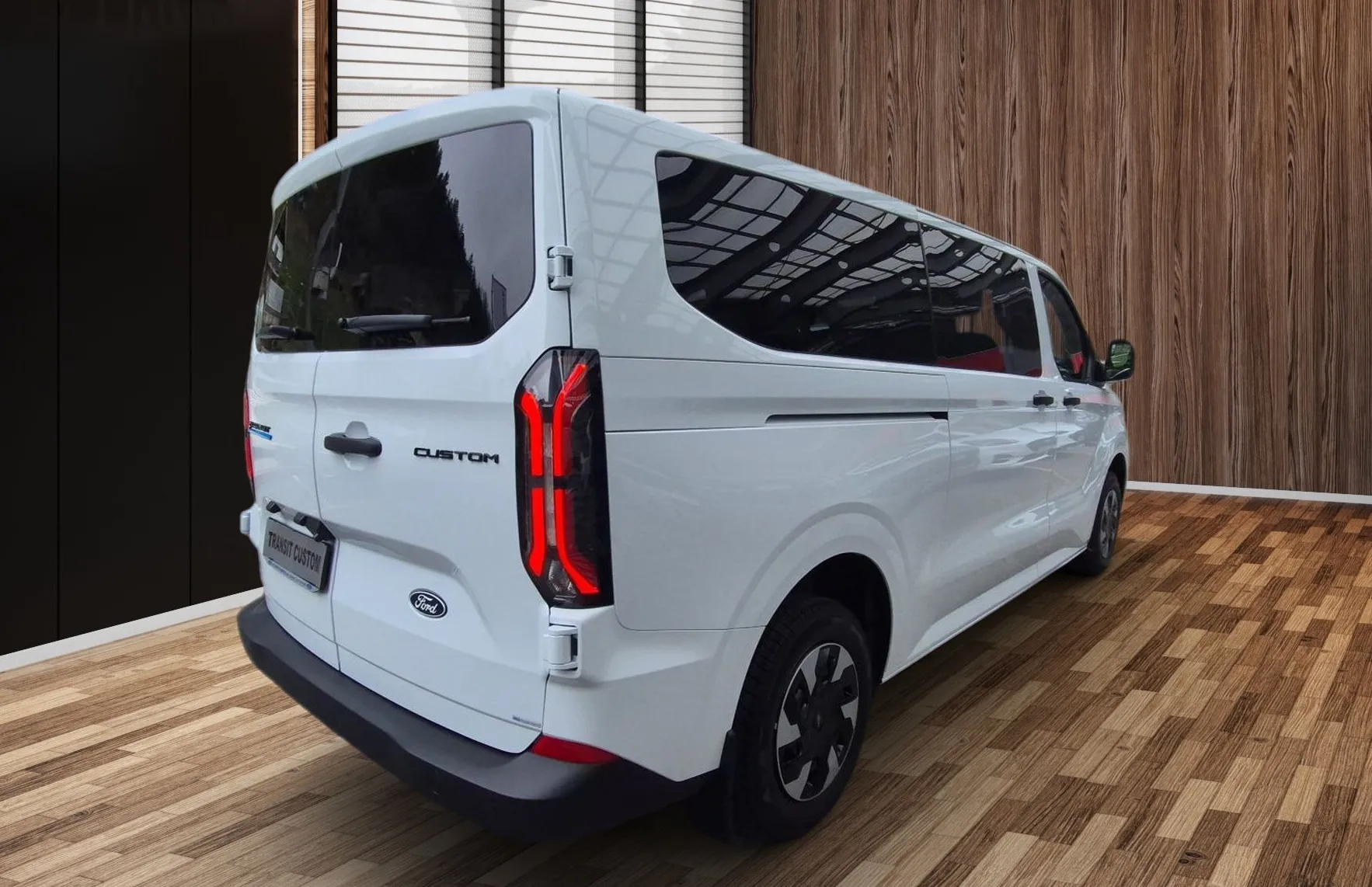 Zunanja slika - Ford Transit - E- Custom - 4