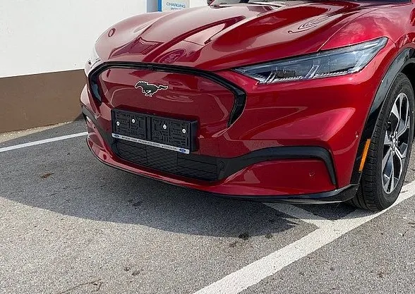 Zunanja slika - Ford Mustang Mach-e - PREMIUM 91kWh 216kW  - AKCIJSKA CENA - - 3