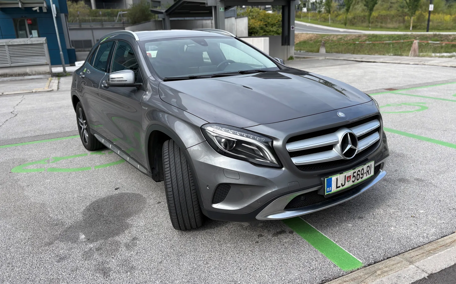 Zunanja slika - Mercedes-Benz GLA-Razred - GLA 220 d 4MATIC Avt. - 1