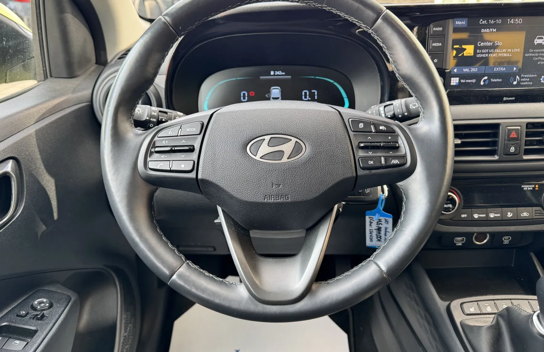 Zunanja slika - Hyundai i10 - 1.0 SLUŽBENO VOZILO - 6