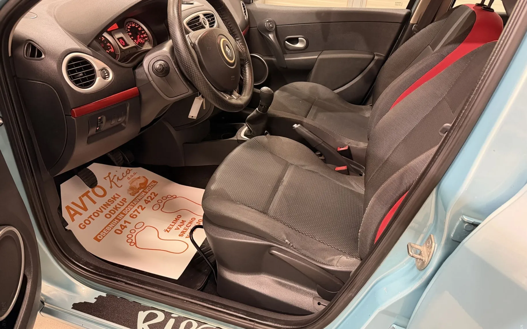 Zunanja slika - Renault Clio - 1.2 Rip Curl-KLIMA-SERVO-TRAJNIK BREZ POLOGA... - 6