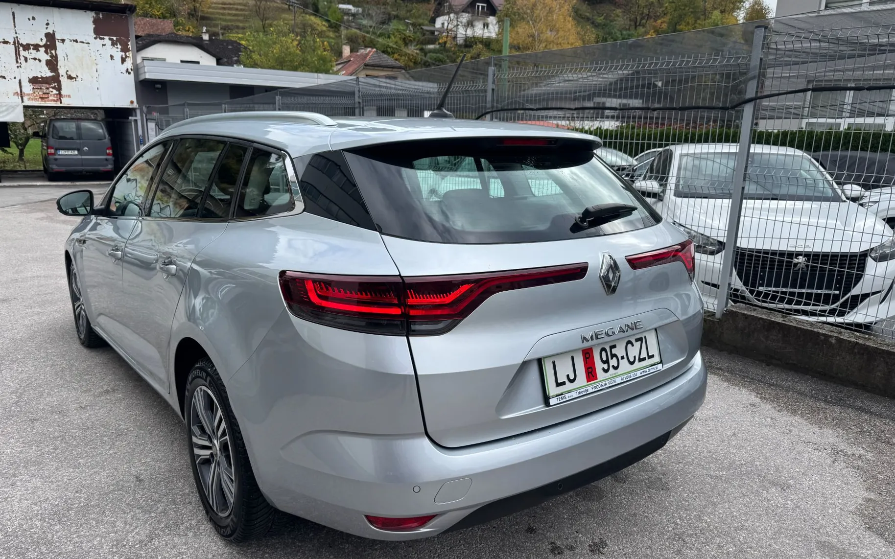Zunanja slika - Renault Mégane - 1.3 TCe 140 - Business - 5