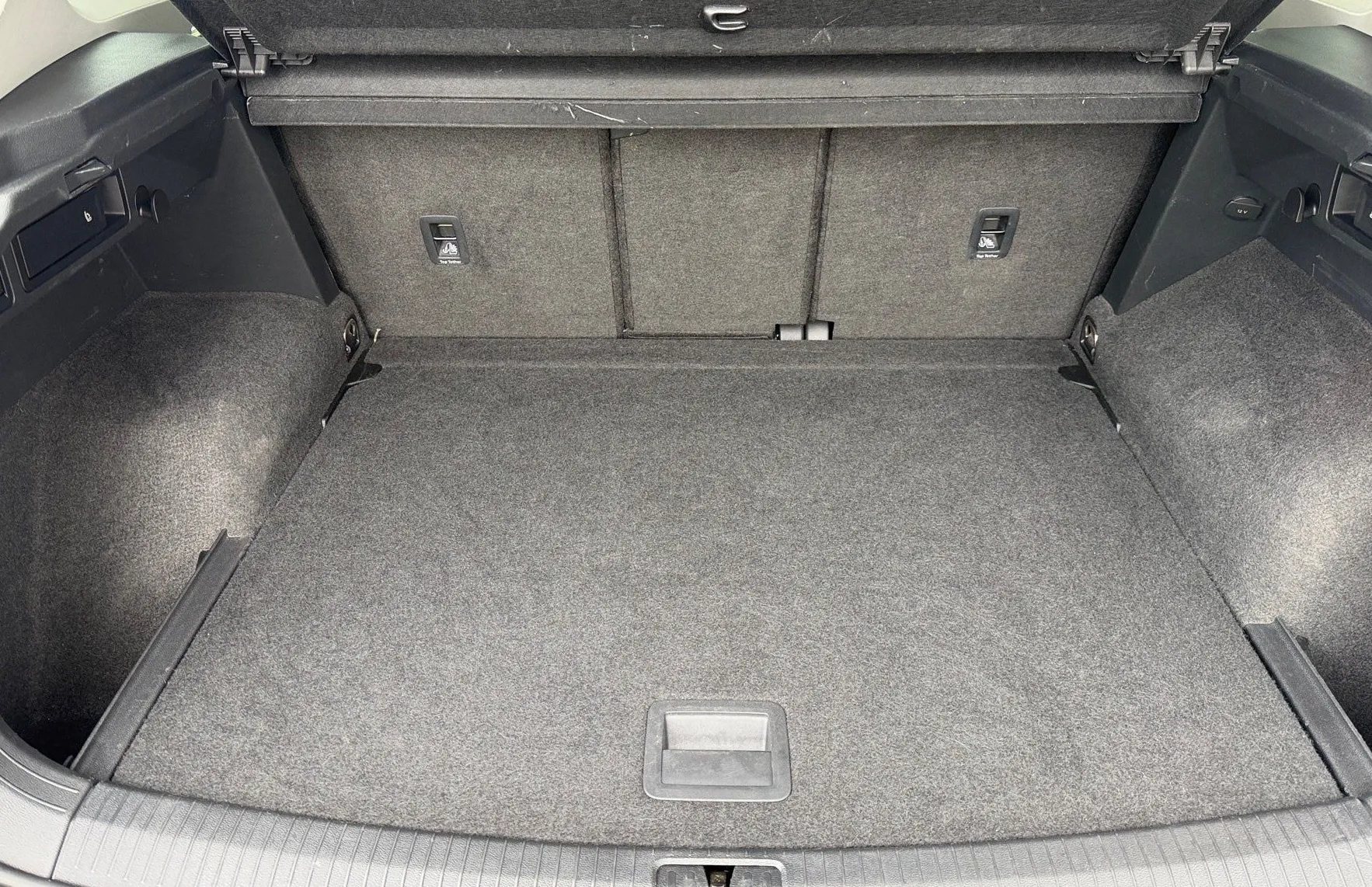 Zunanja slika - VW Tiguan - 4motion 2.0 TDI BMT DSG R-Line-Black Style-WEBASTO - 12