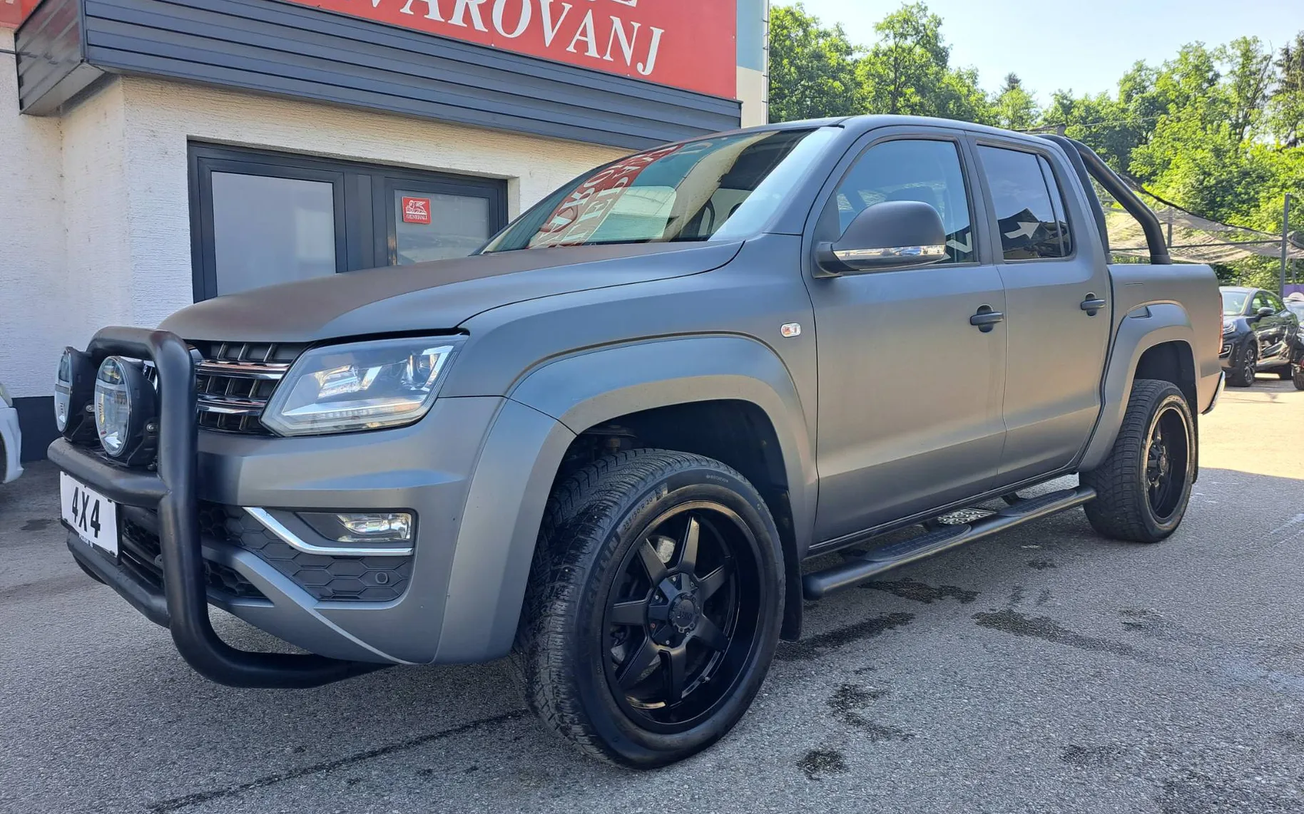 Zunanja slika - VW Amarok - 3.0 Tdi-4MOTION-Avt-1 LASTNIK-FULL LED-GARANCIJA - 2