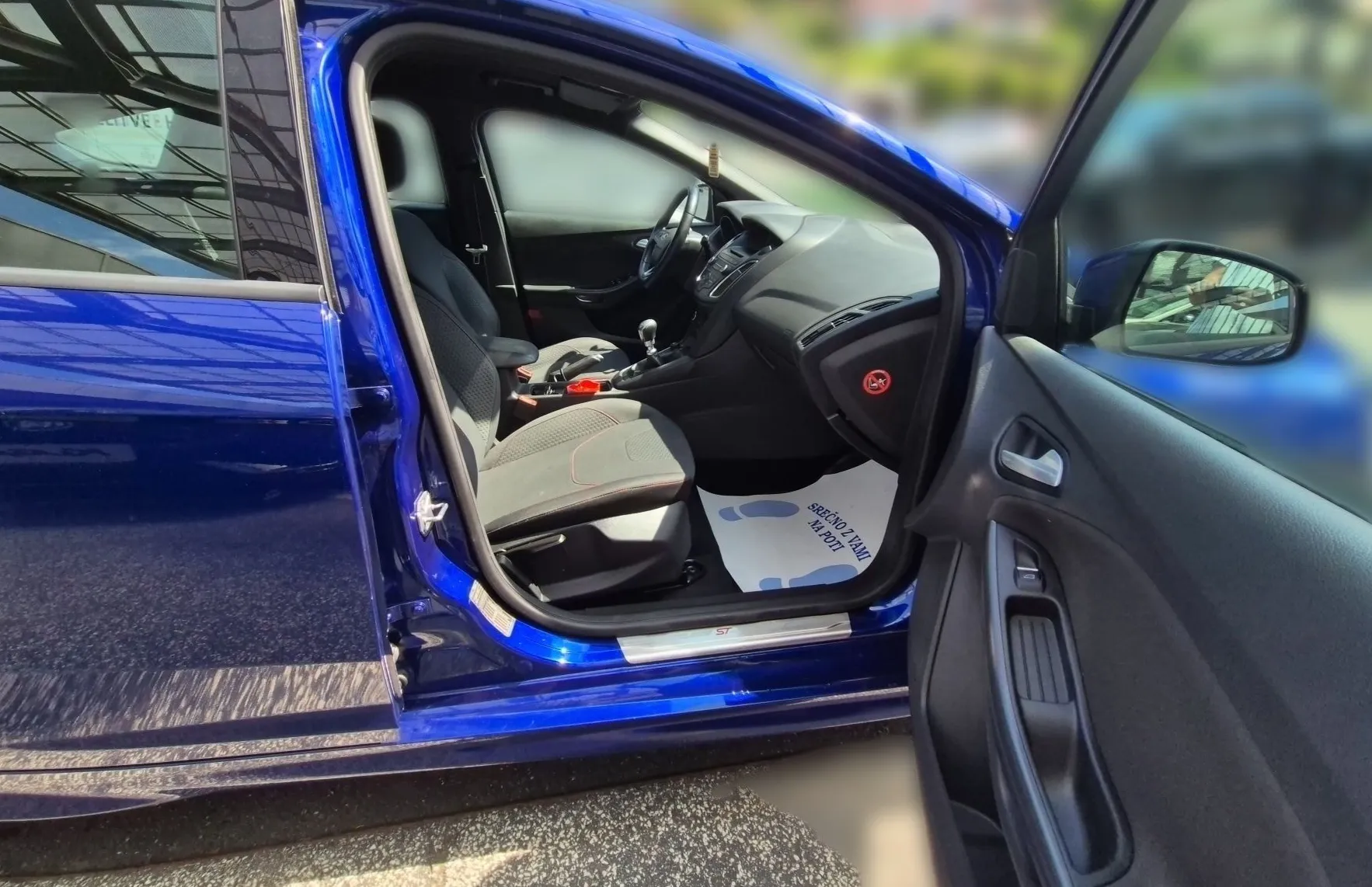 Zunanja slika - Ford Focus - ST-LINE 1.0 125PS M6-SLO-2.LAST-REDNO SERVISIRAN - 16