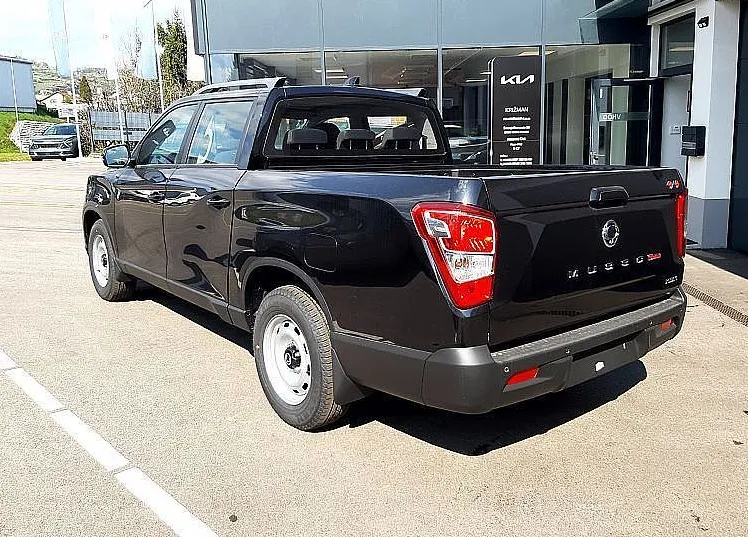 Zunanja slika - KG Mobility Musso - 2.2 XDI 4WD A T - 4