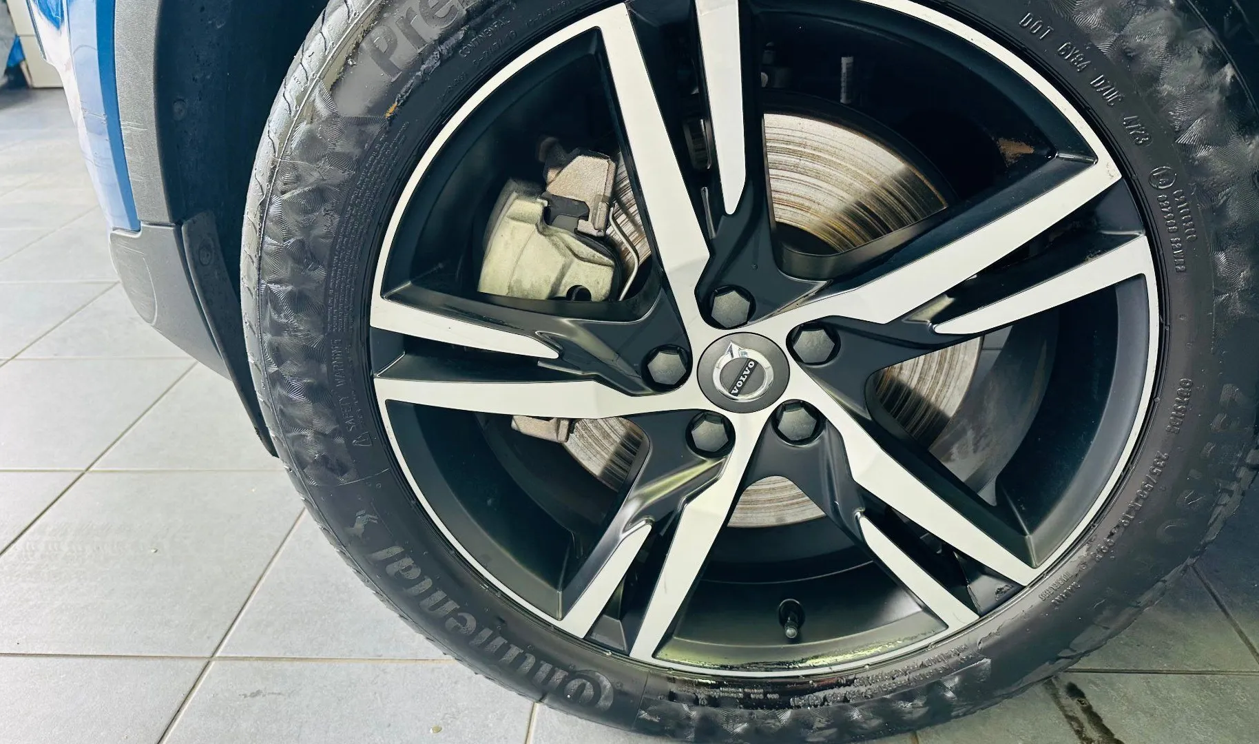 Zunanja slika - Volvo XC40 - T5 Recharge Twin Engine R-Design Avt.KAMERA.LED - 5