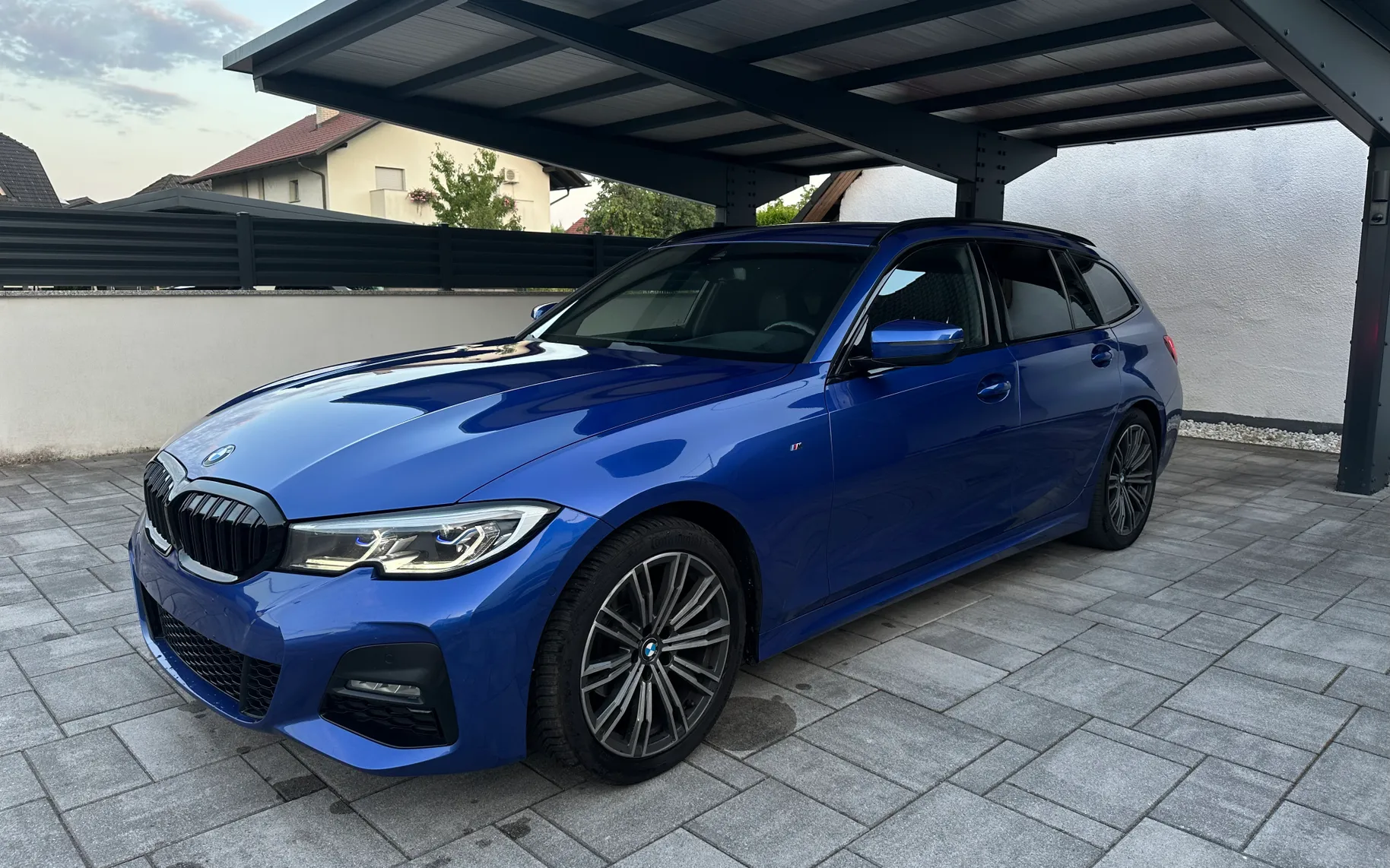 Zunanja slika - BMW Serija 3 - BMW  Touring: M-SPORT AUT|LASER|CARPLAY|KEYLESS| - 2