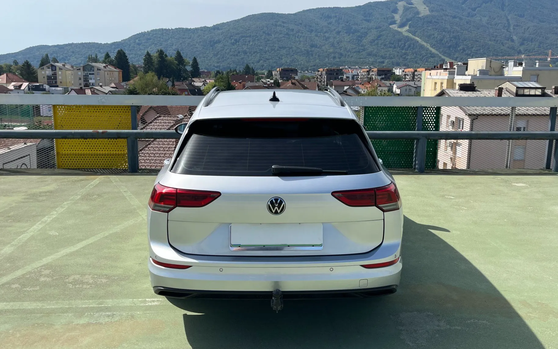 Zunanja slika - Volkswagen Golf - 2.0 TDI BMT Life 2X PDC.NAVI.GR. VOLANA.LED - 5