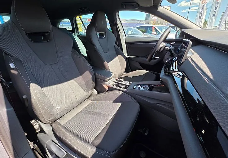 Zunanja slika - Škoda Octavia - Combi 2.0 TDI Sportline DSG.MATRIX.HUD.AMBIENTAL. - 10