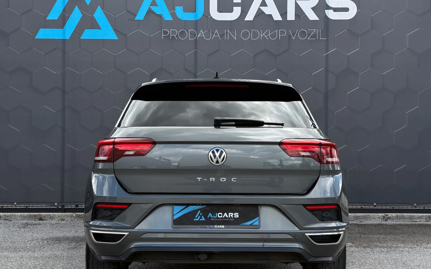 Zunanja slika - VW T-Roc - 2.0 TDI Dsg IQ Drive-2xRLine-Full led-Virtual-F1.. - 6