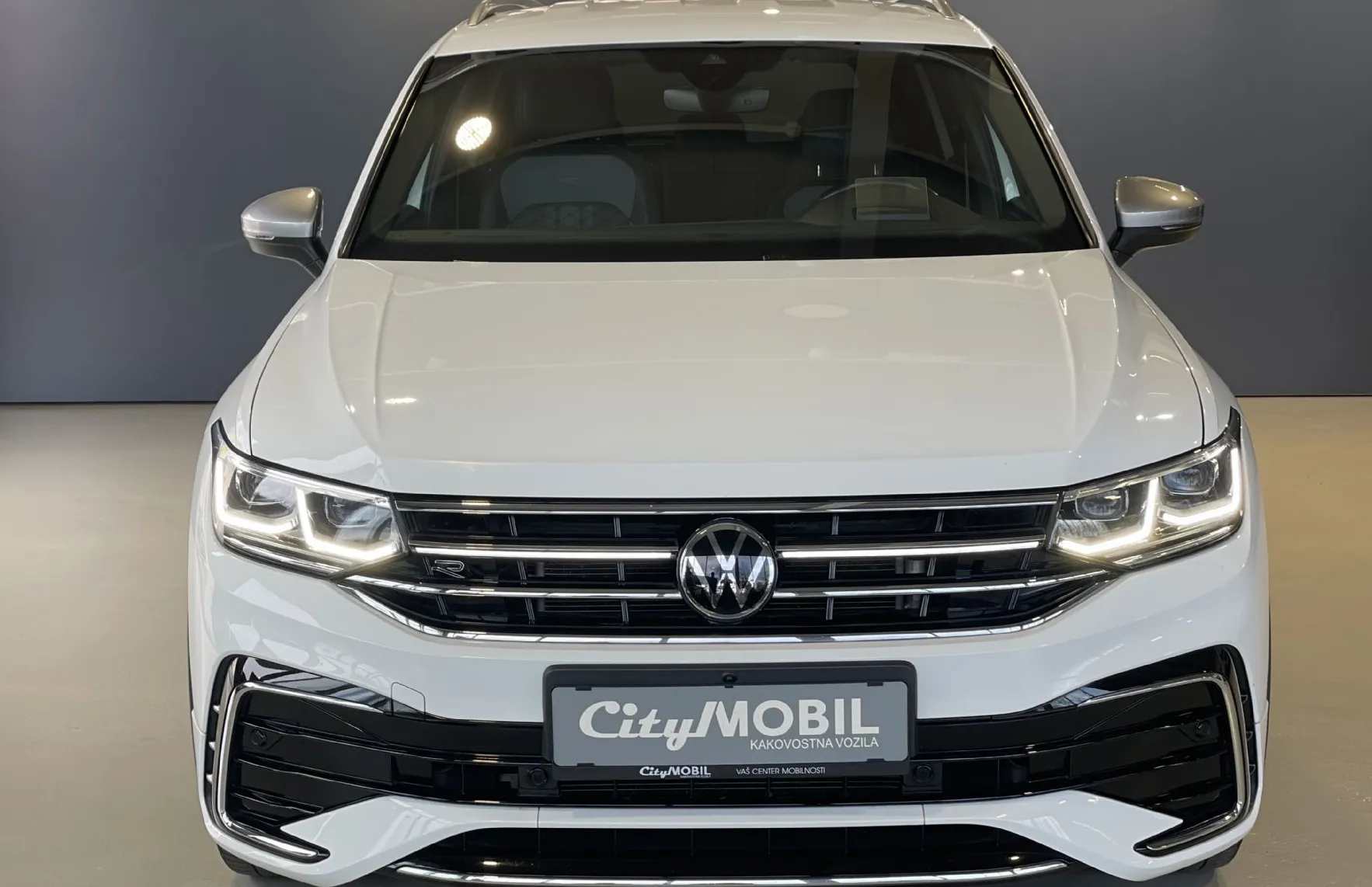 Zunanja slika - VW Tiguan Allspace - 4MOT R-LINE HEADUP-KEYLESS-VIRTUAL-360-KLJUKA-NAV - 2