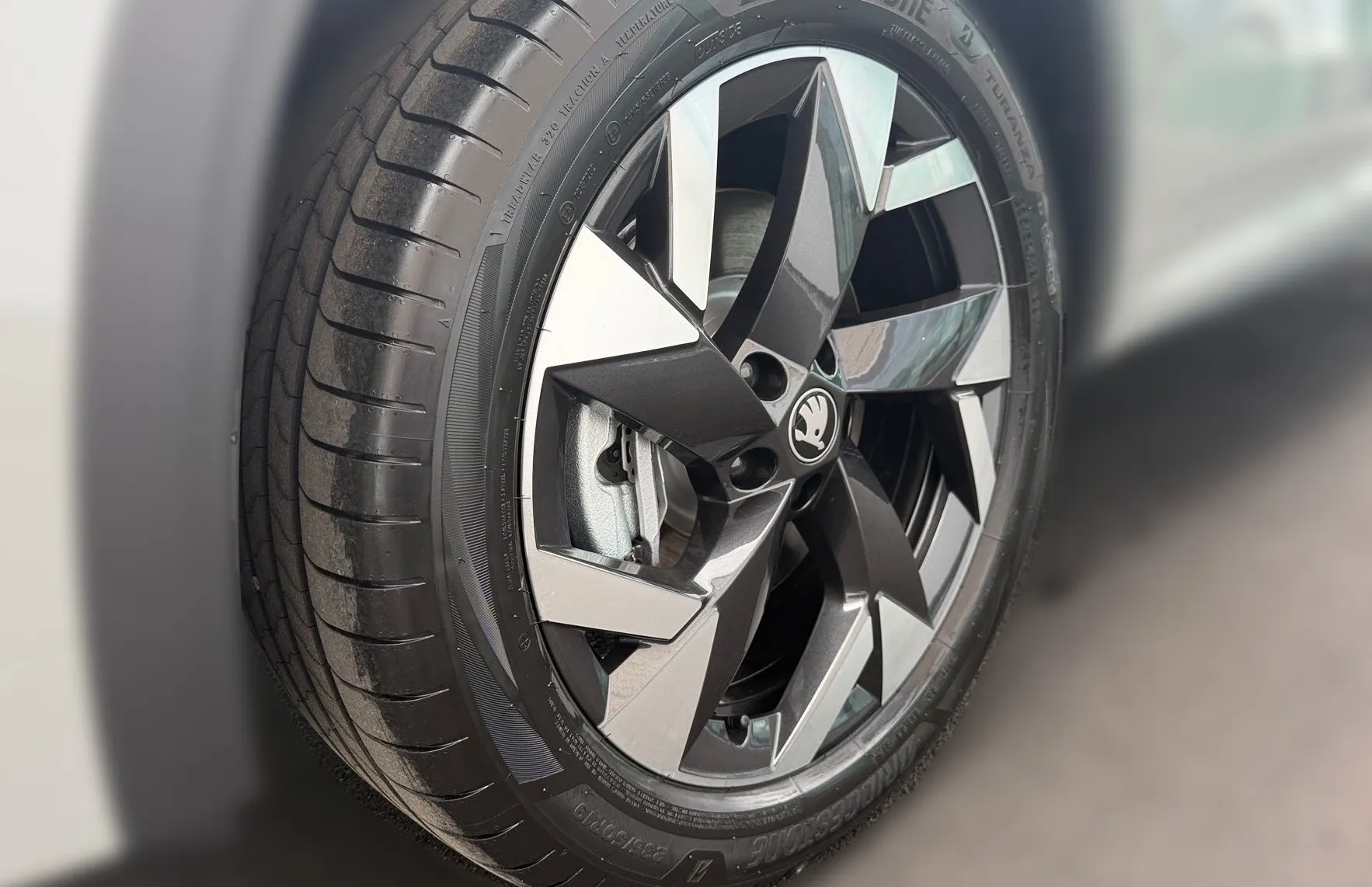 Zunanja slika - Škoda Kodiaq - 1.5 mHEV Sportline DSG - 6