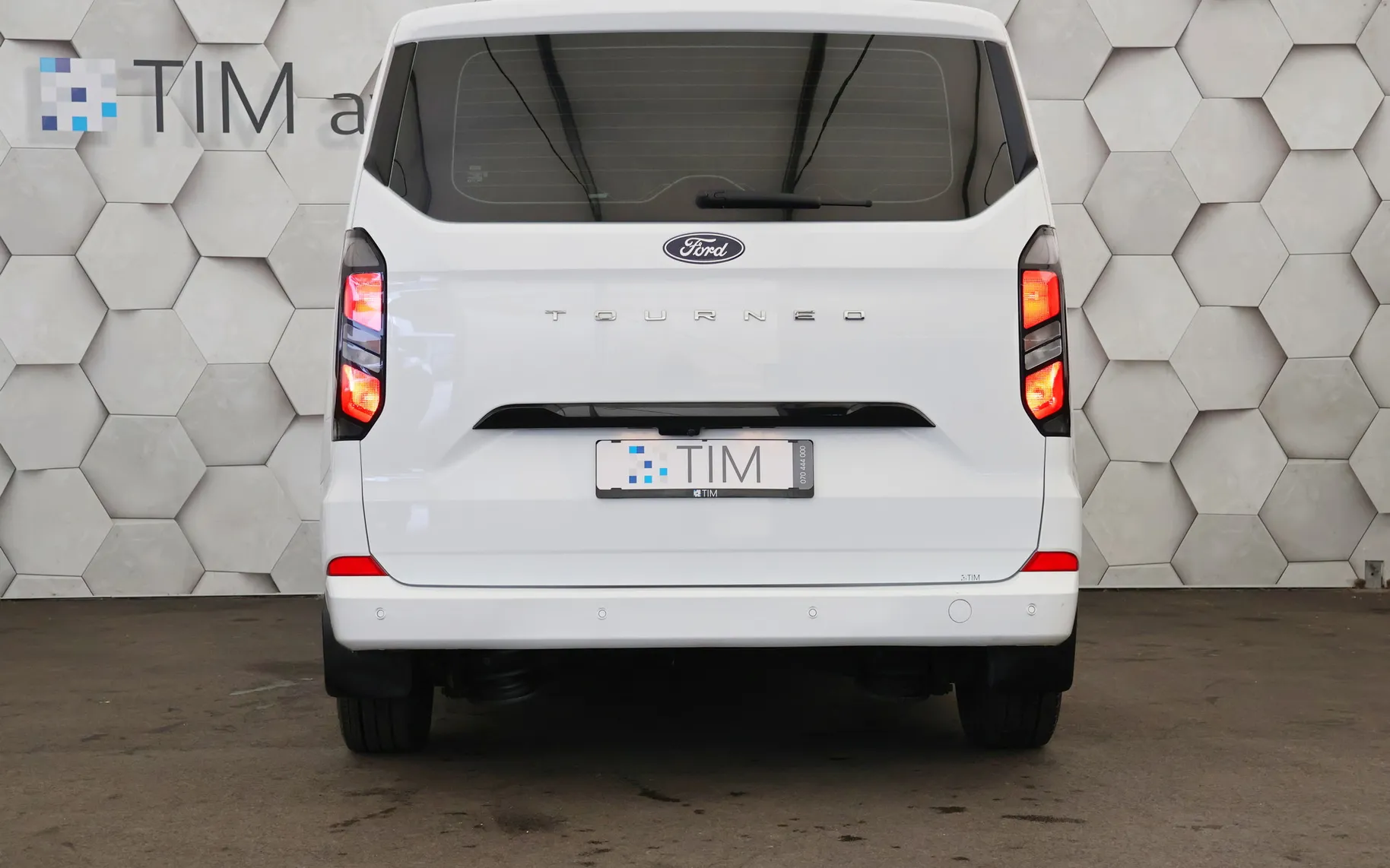 Zunanja slika - Ford E-Transit Custom - L2 2.0 TDCi Titanium 150KM 1+8 - 6