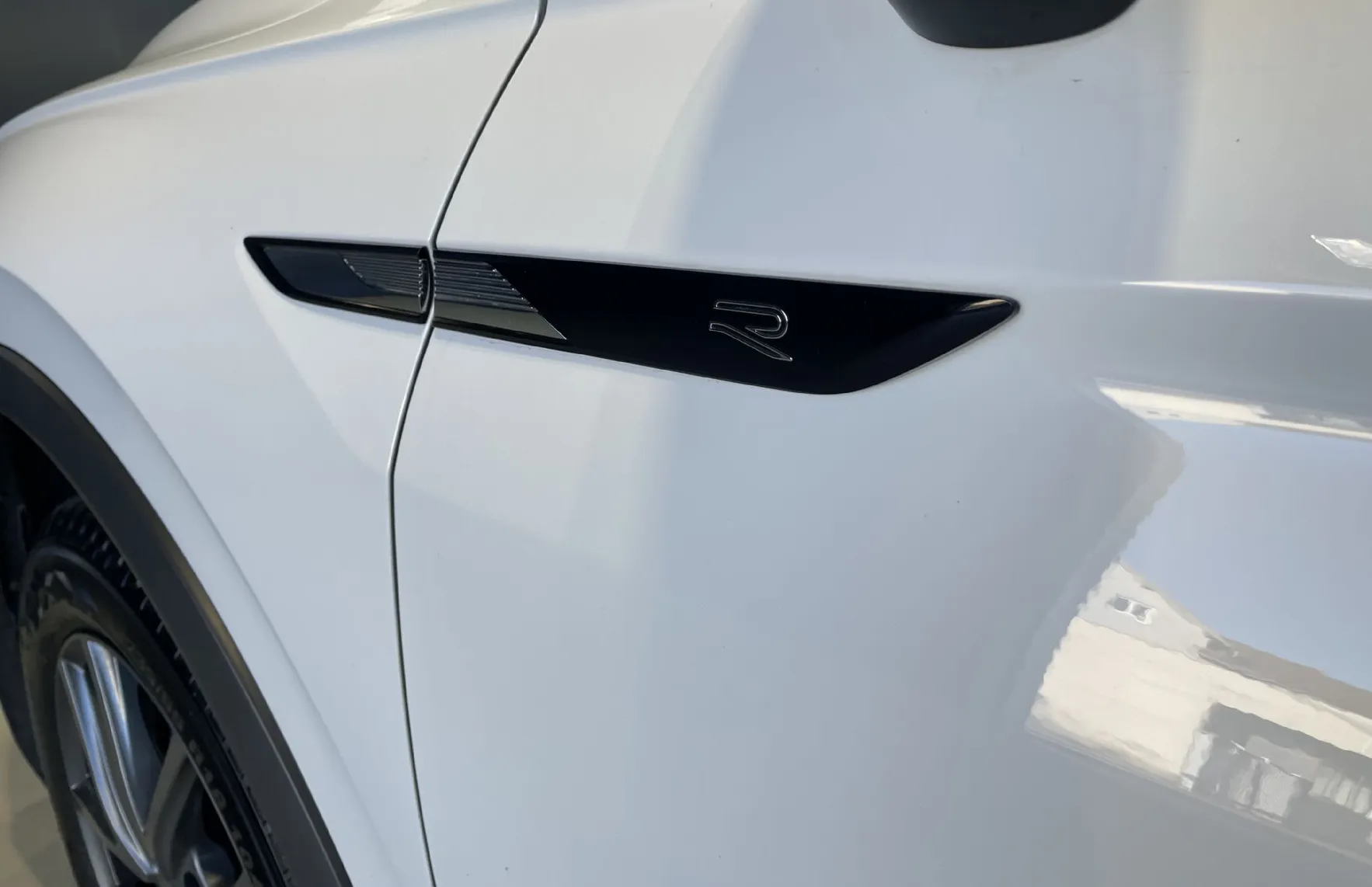 Zunanja slika - VW Tiguan Allspace - 1.LASTNIK-SLO-R LINE-VIRTUAL-NAVIGACIJA-LED-LANE - 7