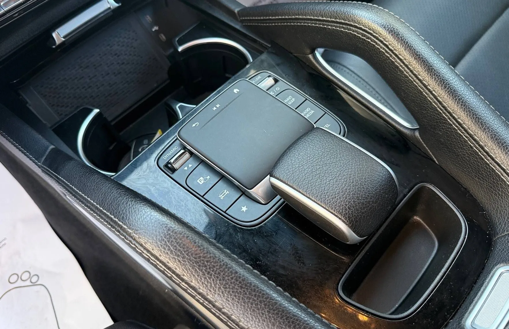 Zunanja slika - Mercedes-Benz GLE-Razred - 300d 4MATIC 22 COL AMG KAMERA RADAR NAVI PDC TOP.. - 18
