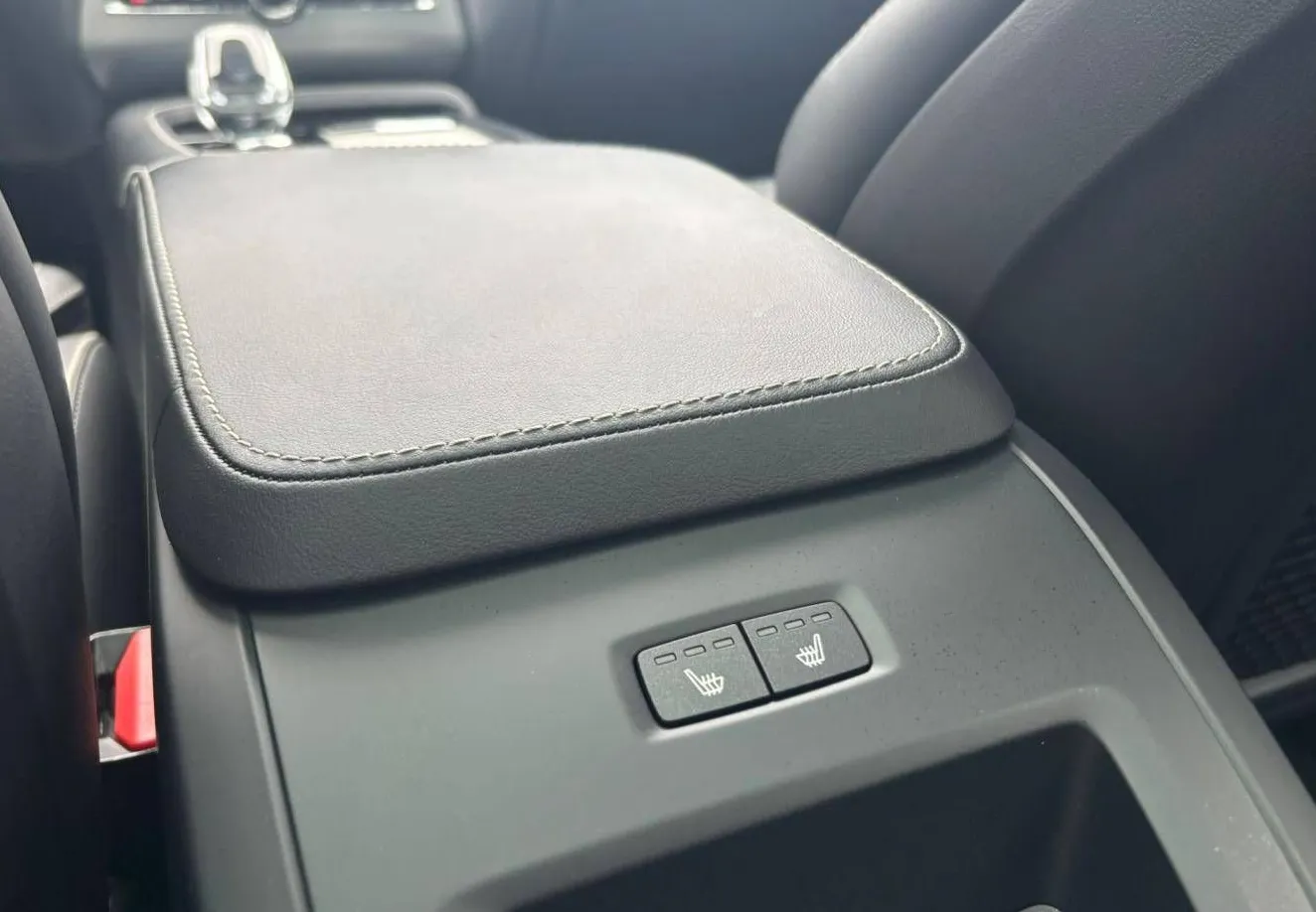 Zunanja slika - Volvo XC90 - B5D AWD Plus Dark Avt. SLO-ZRAČNO-HAR KARDON-PANO. - 13