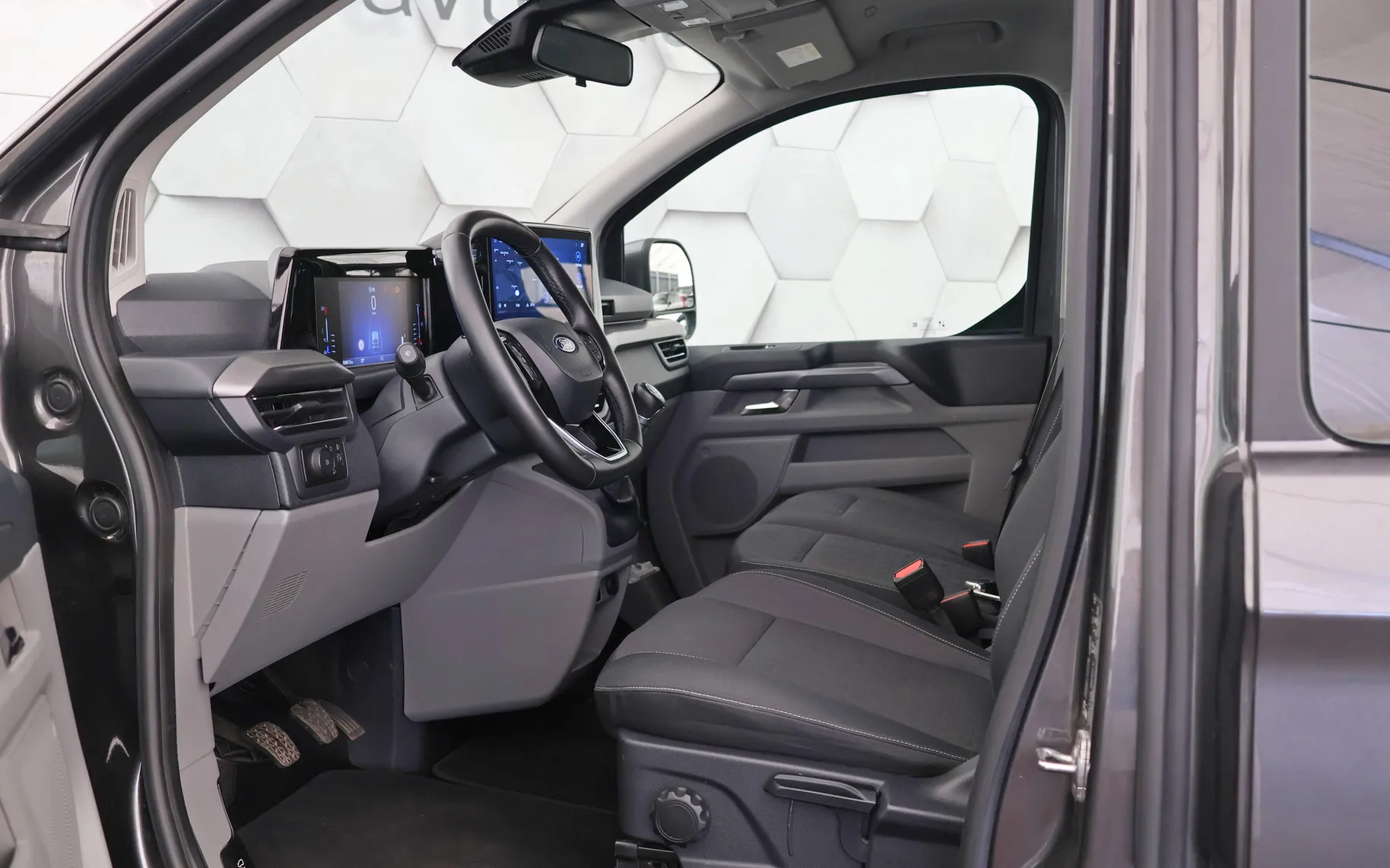 Zunanja slika - Ford E-Transit Custom - L2 2.0 TDCi Titanium 150KM 1+8 - 9