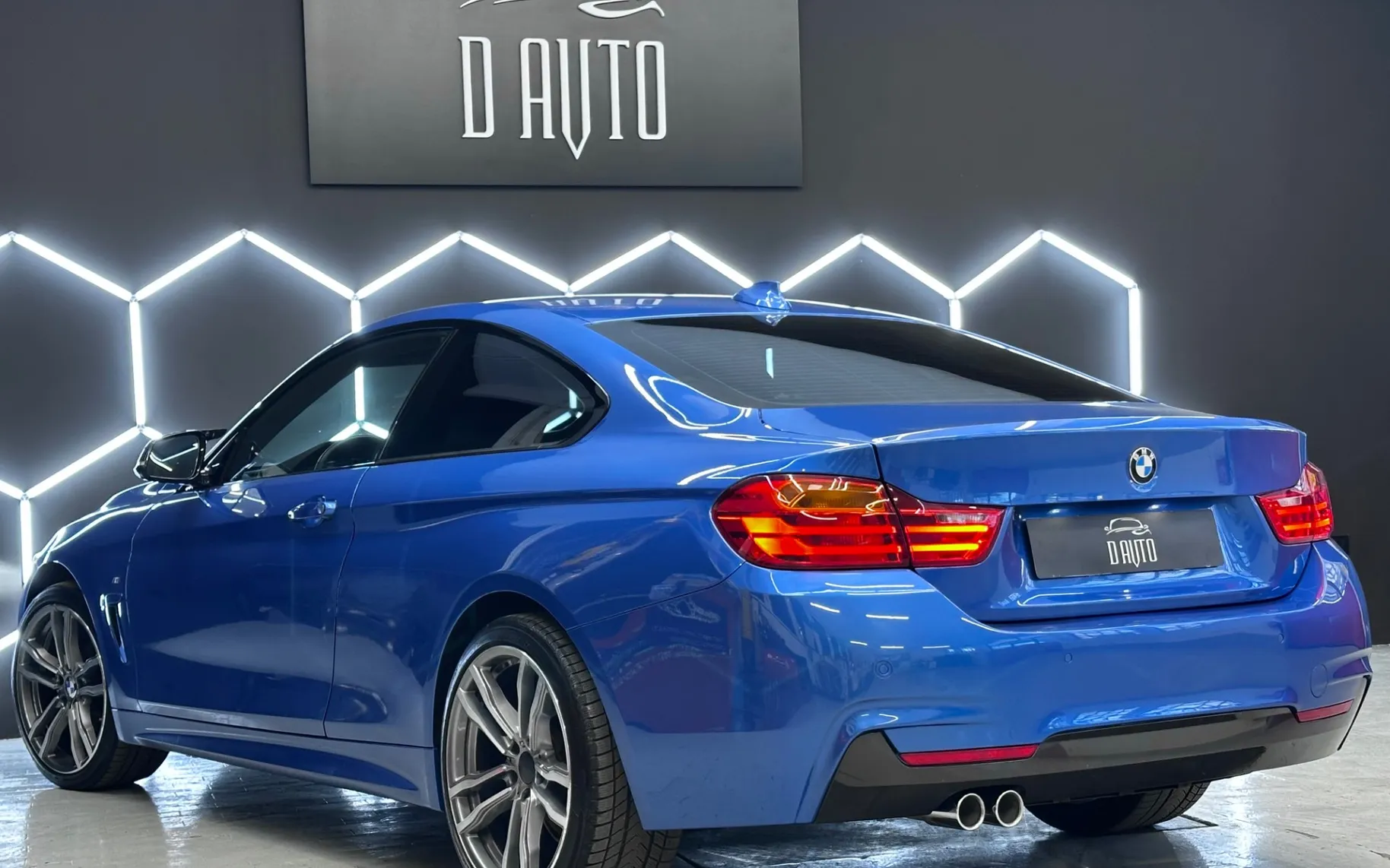 Zunanja slika - BMW serija 4 Coupe: - 420d xDrive Coupé M Sport... - 6
