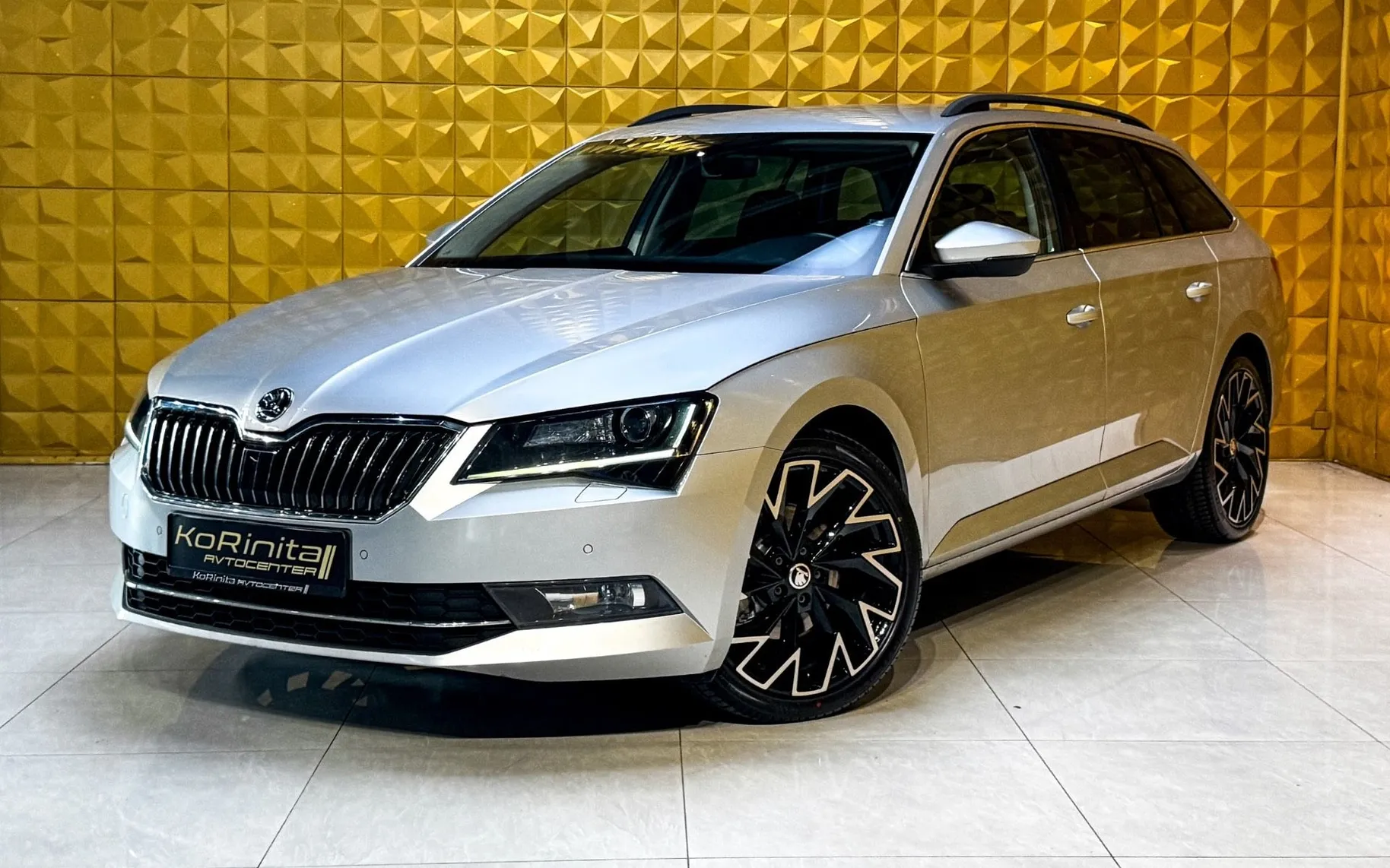 Zunanja slika - Škoda Superb - 1.6 TDI KAMERA-NAVI-MULTIFUNKCIJA - 5